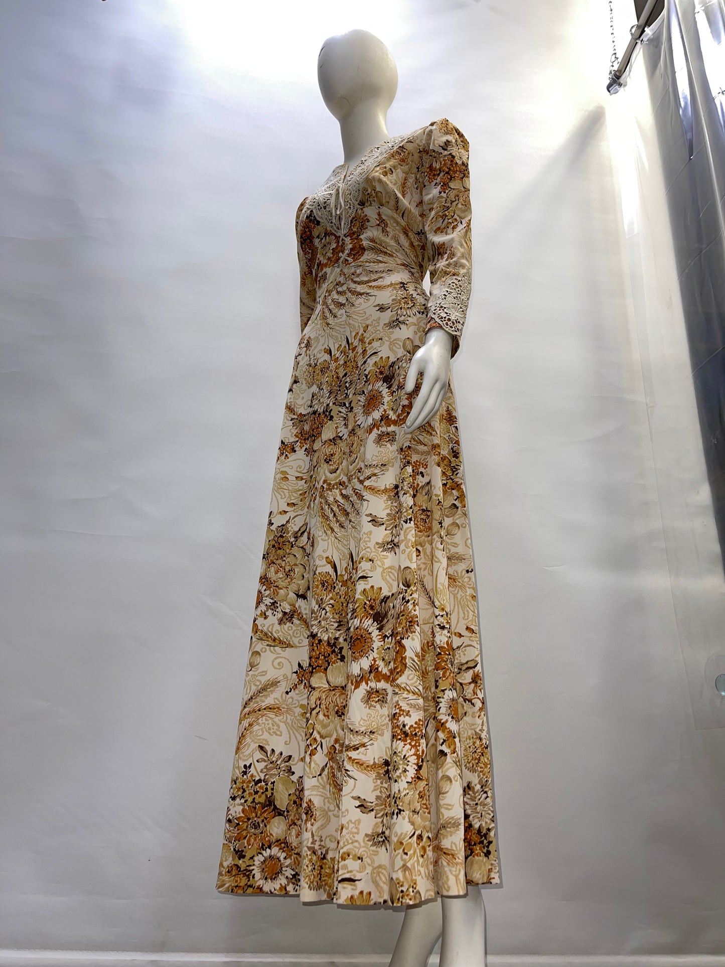 Genuine 70's Prairie Yellow Flower Patterned Midi Dress (Vintage Size 9/XS)