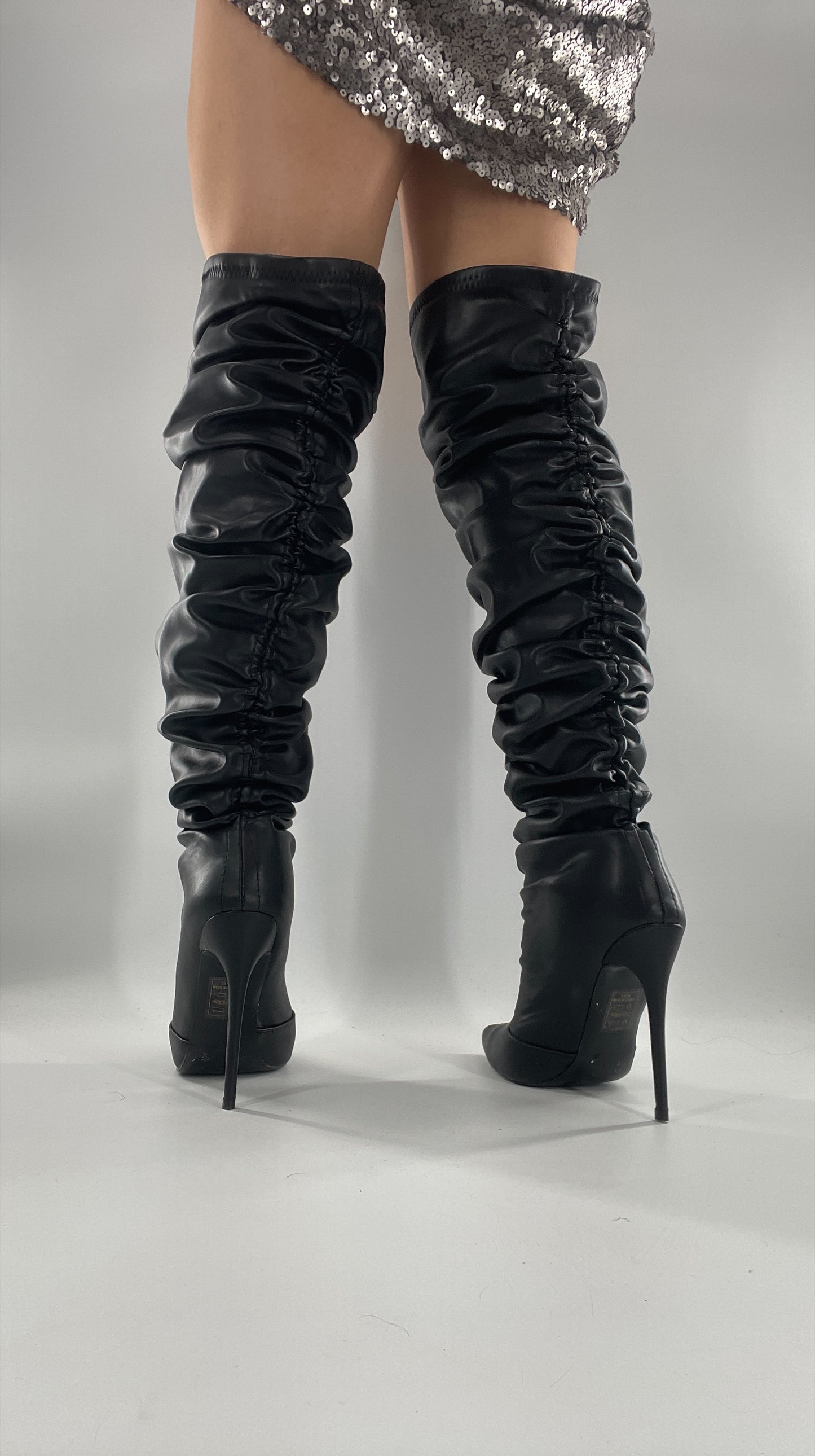 Unlabeled Black Vegan Leather Thigh High Scrunch Boots (8)