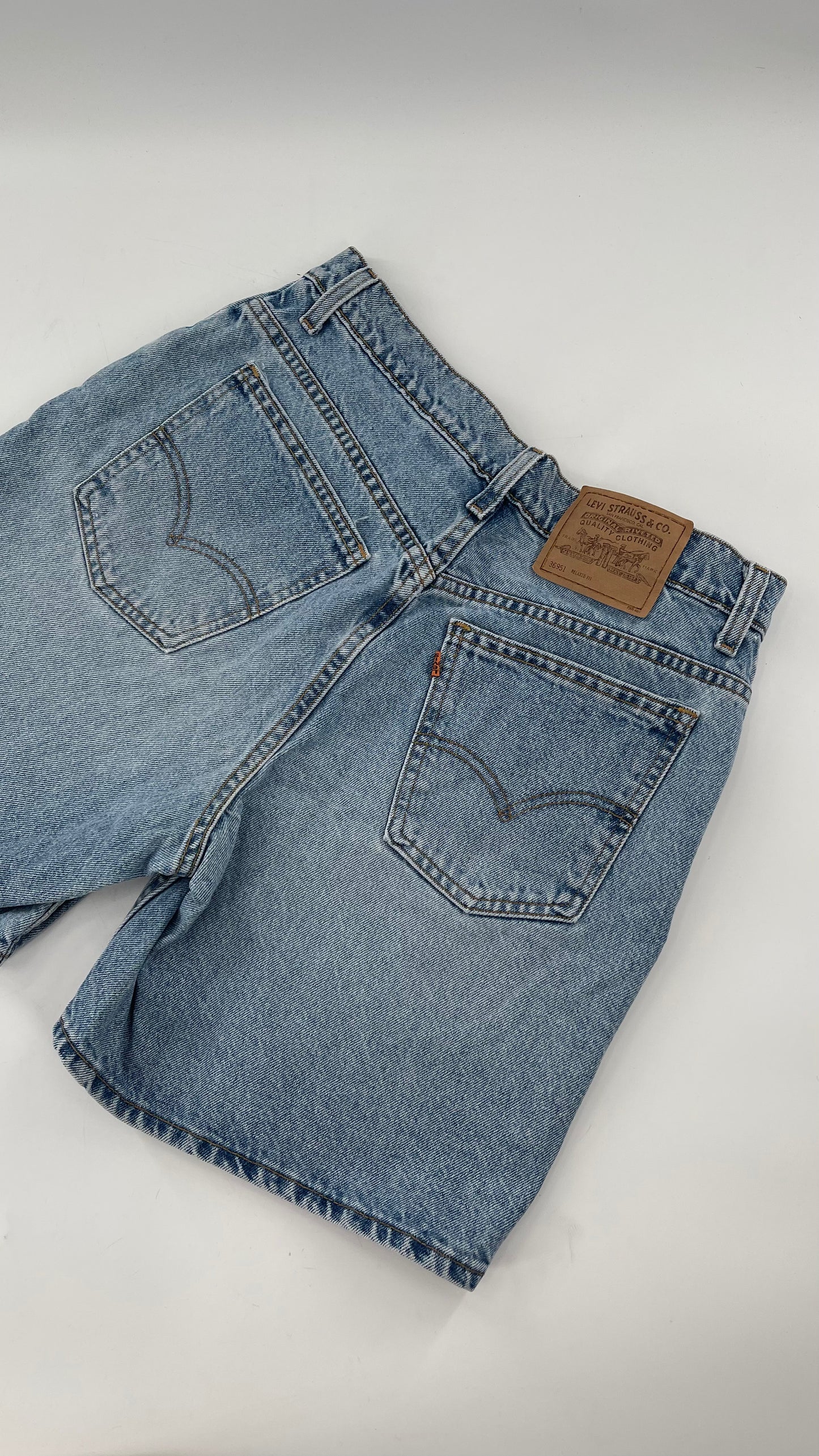 Vintage Levi Orange Tab Light Wash 951 Shorts (12)
