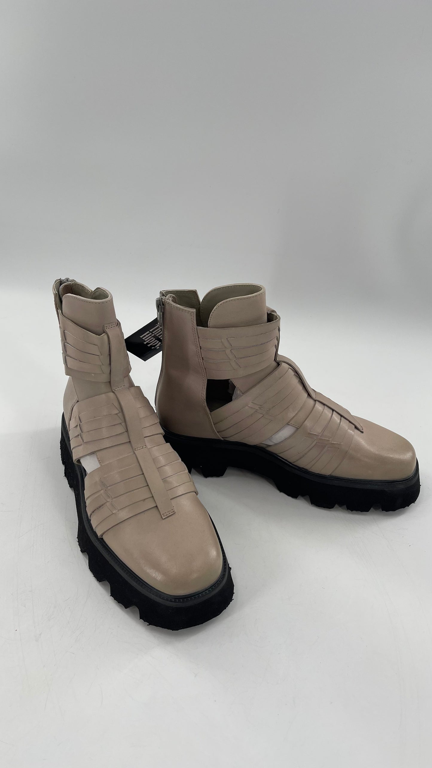 Free People Hydra Huarache Boot in Sand Dollar (39/9)