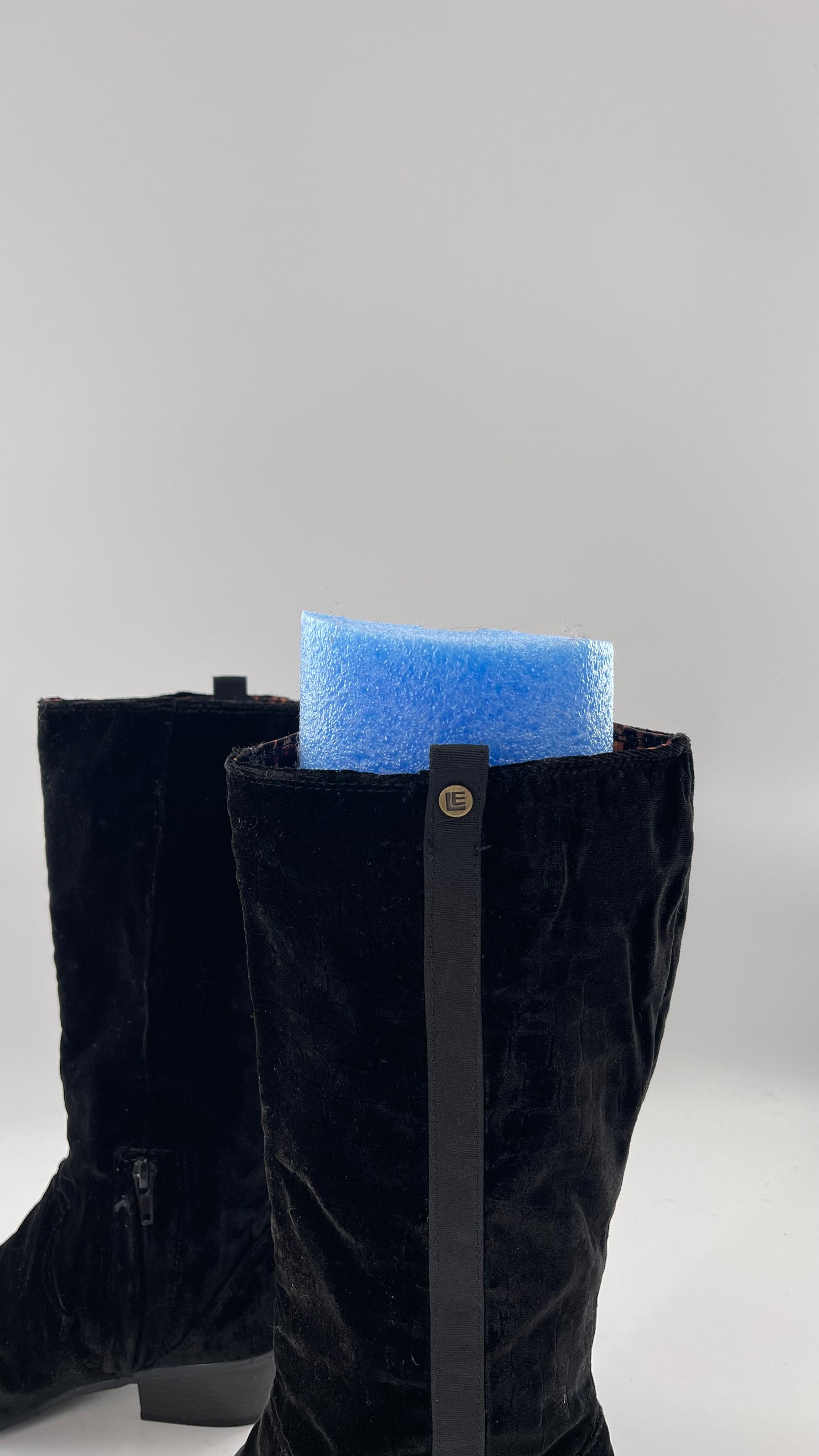 Libby Edelman Black Velour Croc Boots (6)