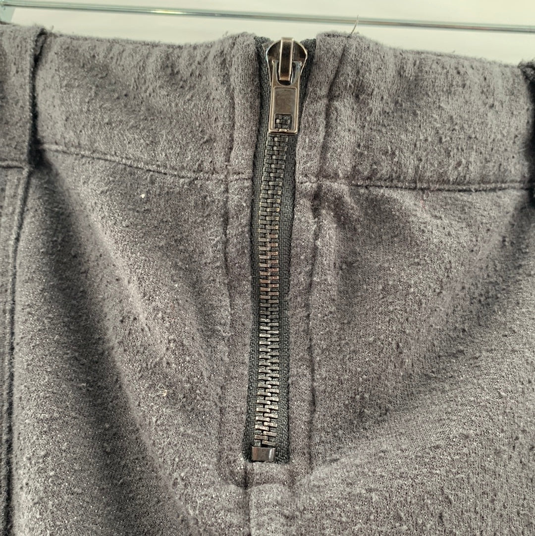 BDG Urban Outfitters Cargo Sweats (Size 4)