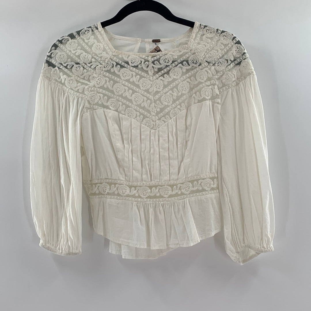Free People White Cropped Long Sleeve (XS)