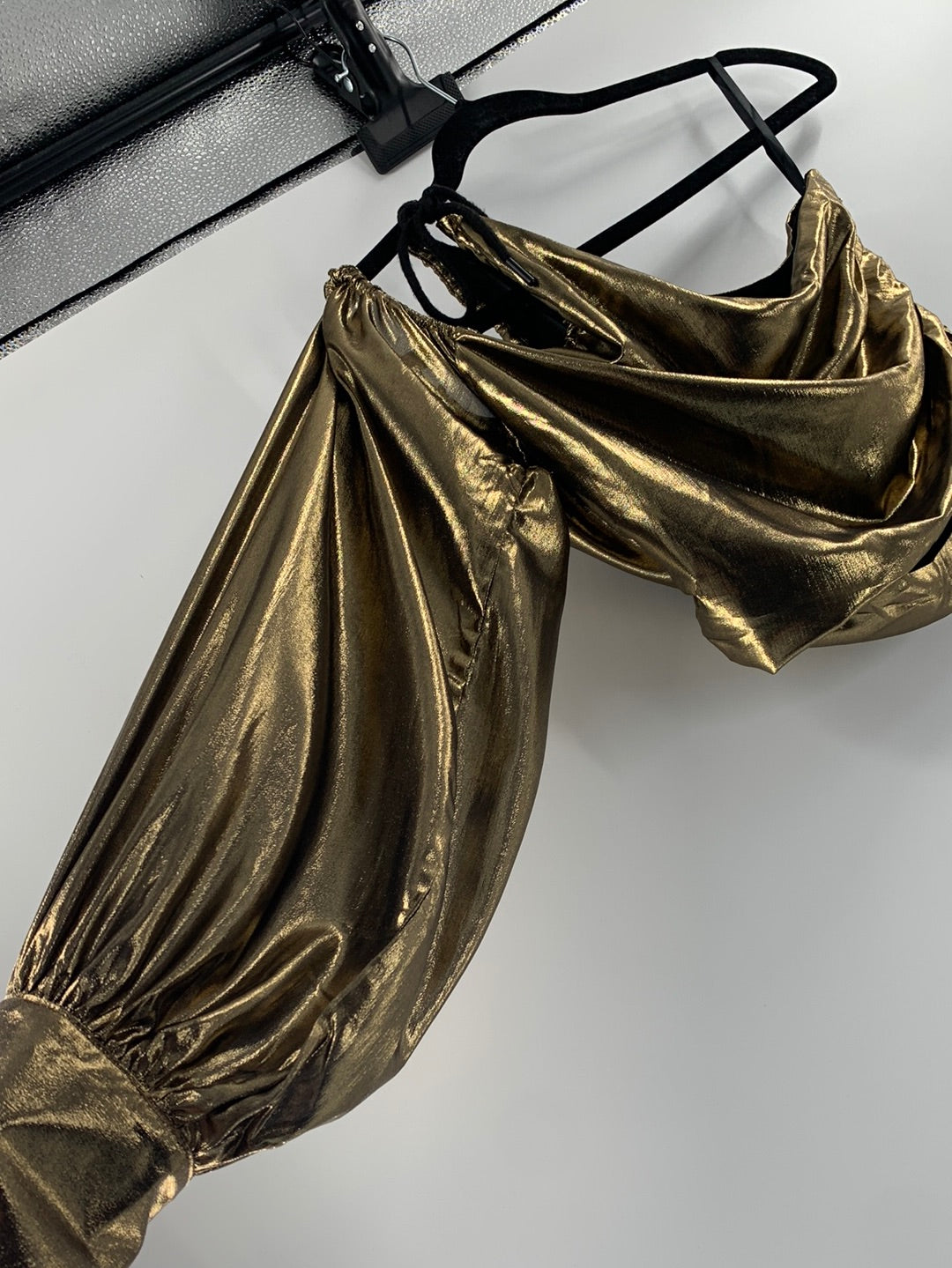 WNTRMSE Liquid Gold Crop (M)