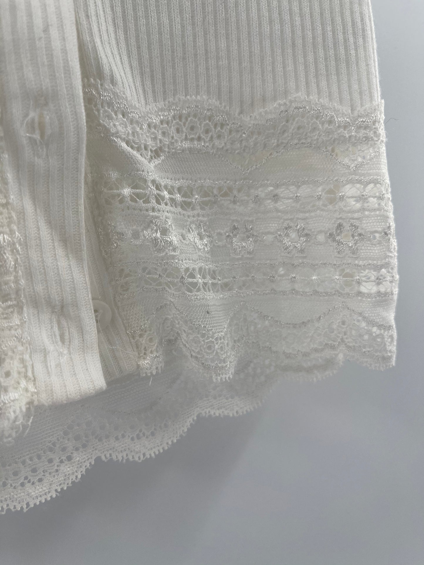White Ribbed Short Sleeve with Lace (XS)