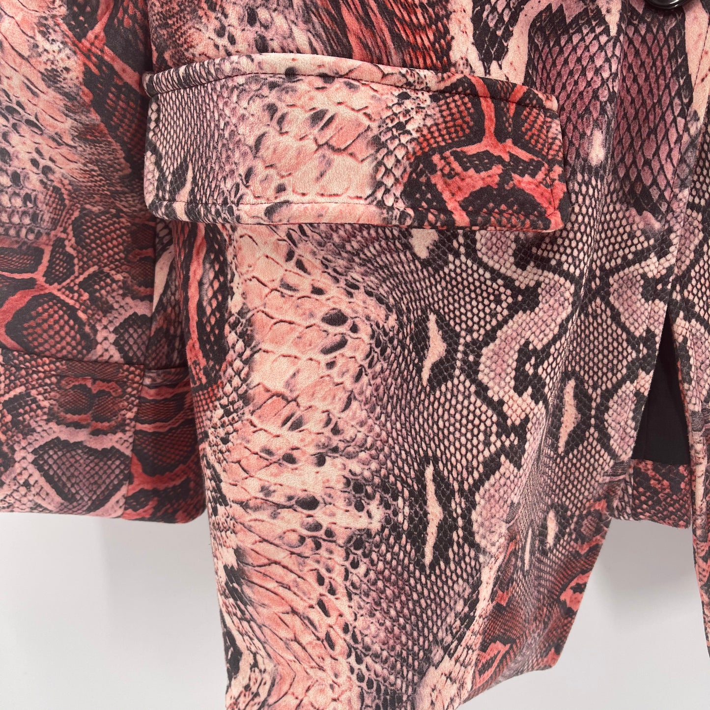 House of Sunny Snakeskin Blazer (4)
