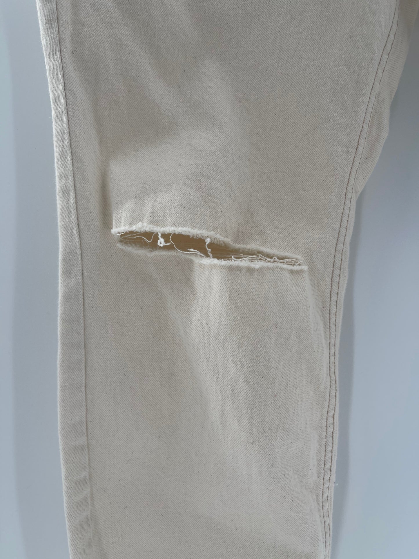 Free People Curvy White/Cream Jeans (Size 31)