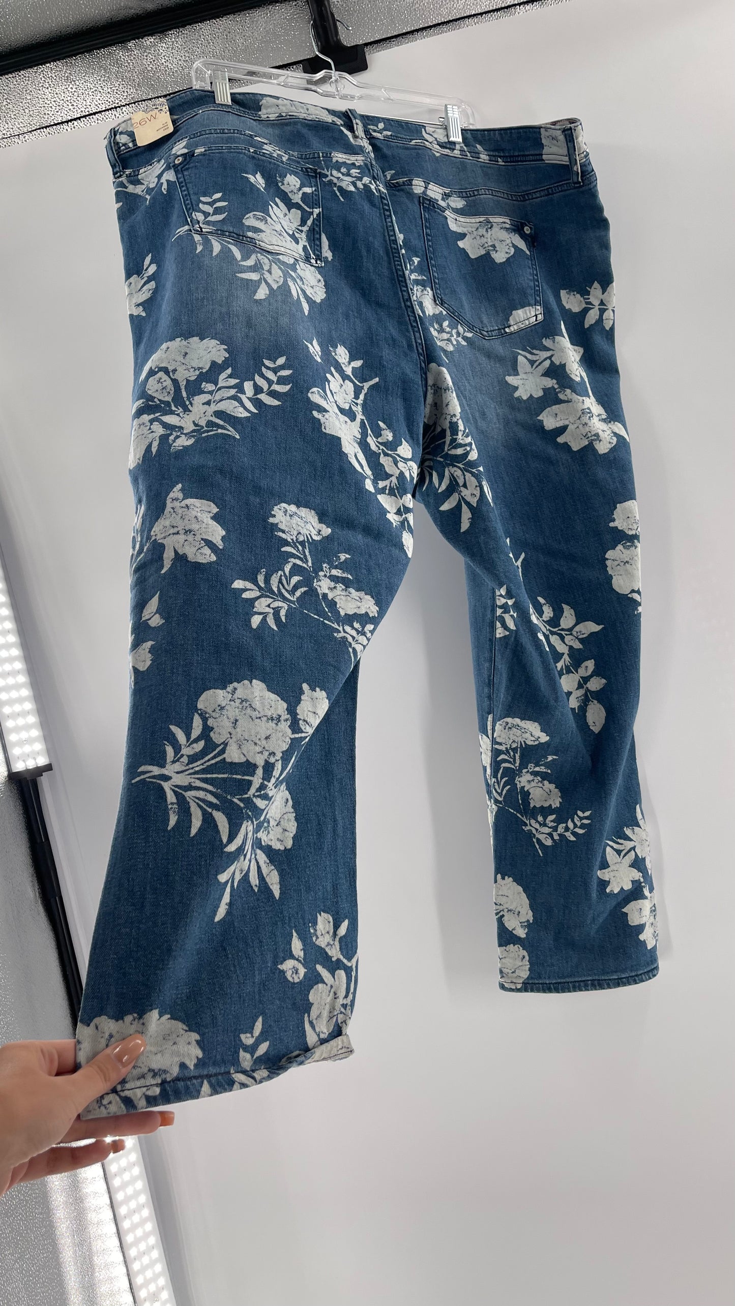 Pilcro + The Letterpress Anthropologie Bleached Florals Jeans (26W PLUS)