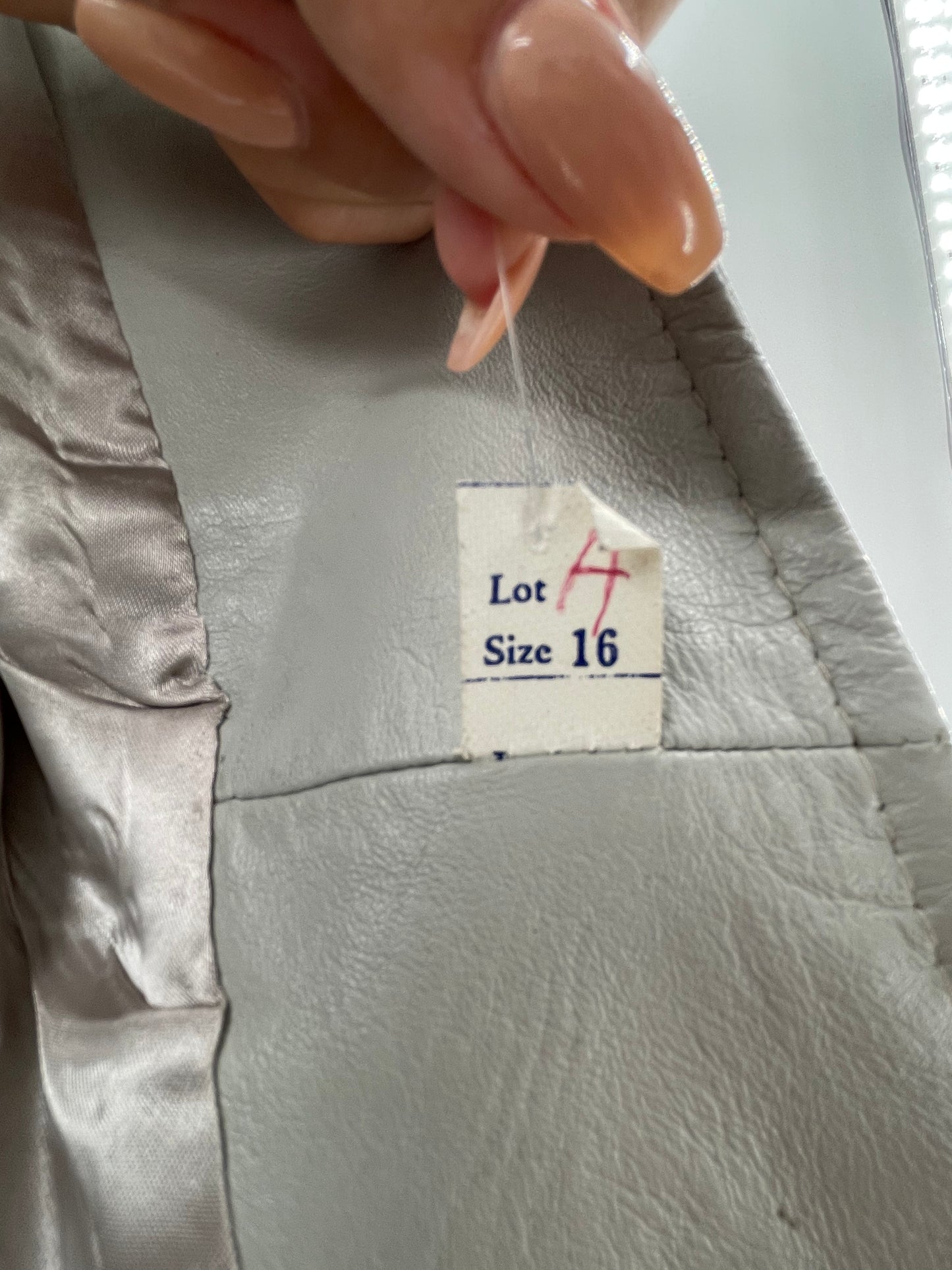 Light Gray 100% Leather Coat With Real Fur Collar and Cuffs Trim (Size 16) VINTAGE