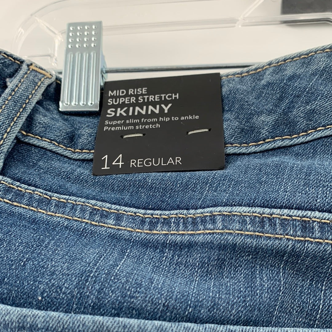 Lane Bryant Skinny Jeans Mild Ripped Jeans (Size 14 Regular)