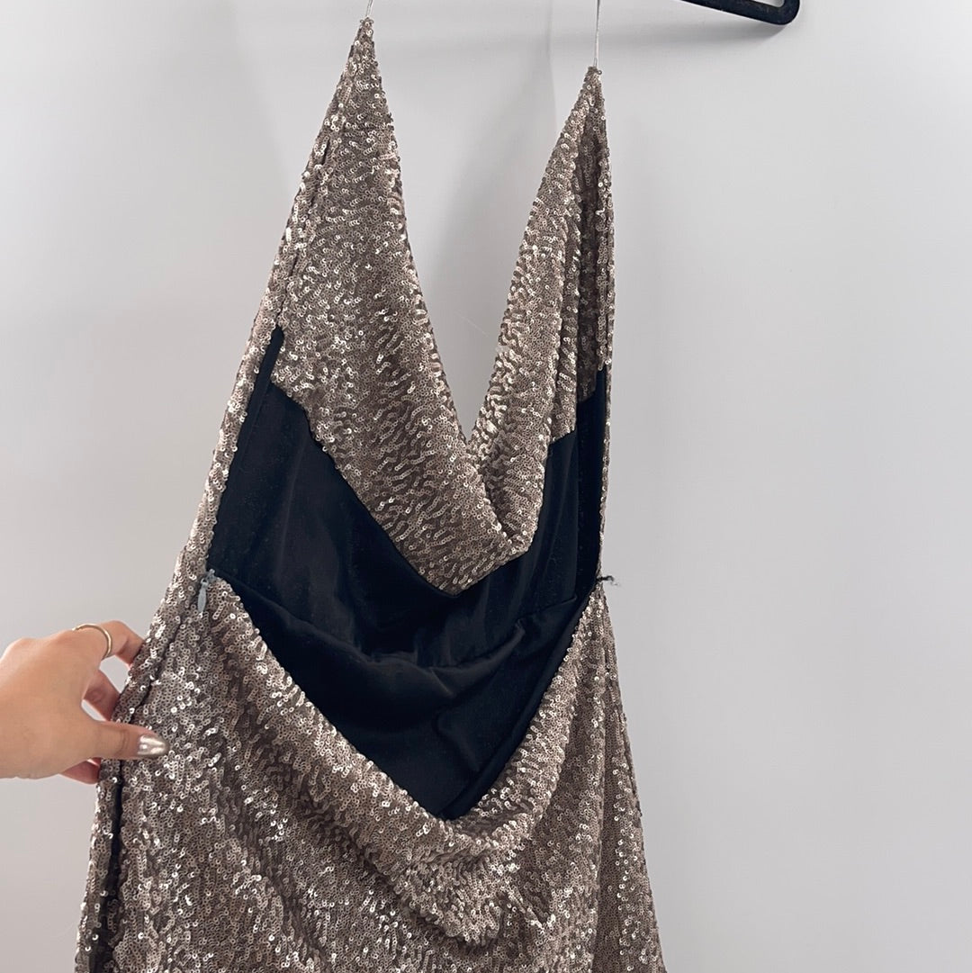 OMIGHTY Silver Sequin Dress (L)