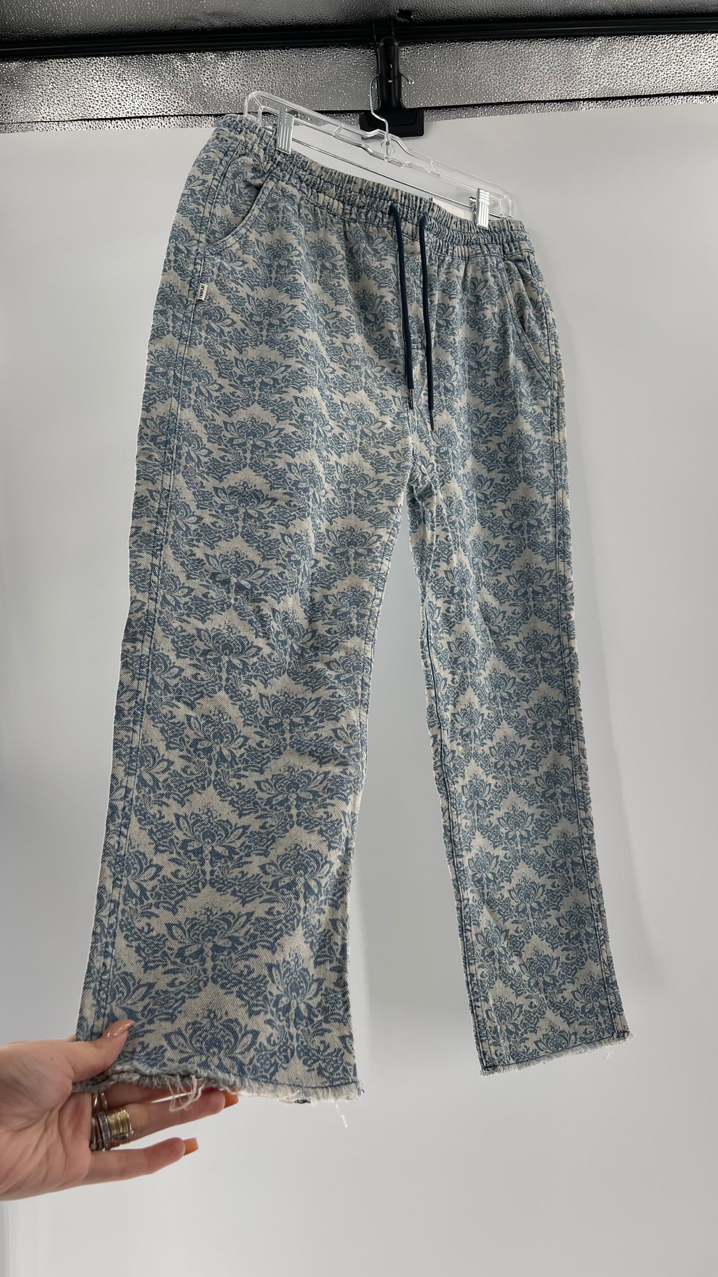 FairPlay Los Angeles Paisley Brocade Jeans (32)