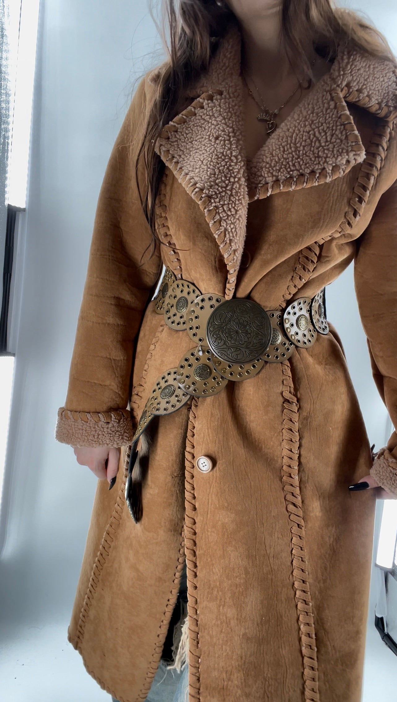 Light Brown Circle Belt with Exaggerated Buckle and Metal Details (XL)