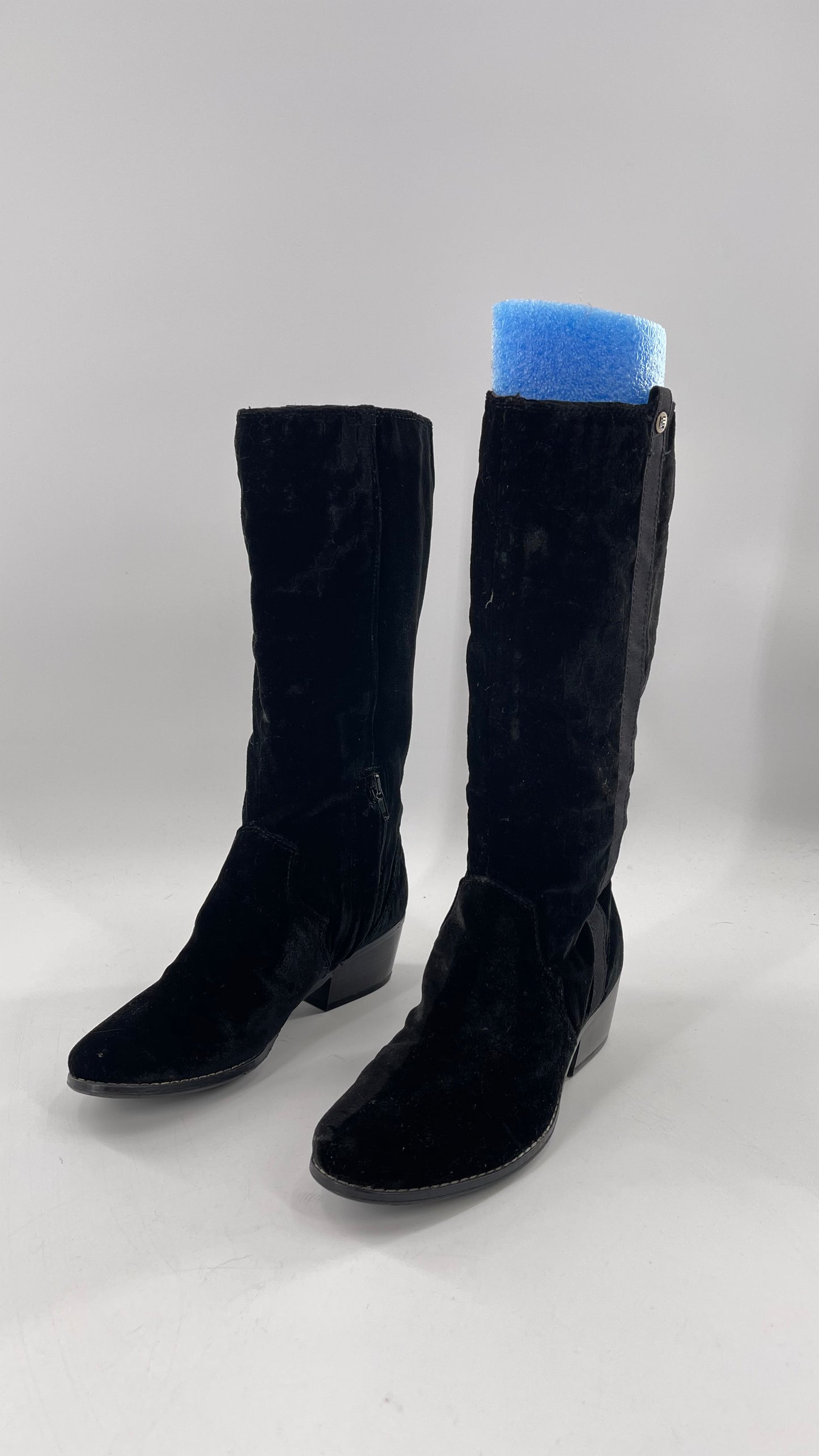 Libby Edelman Black Velour Croc Boots (6)