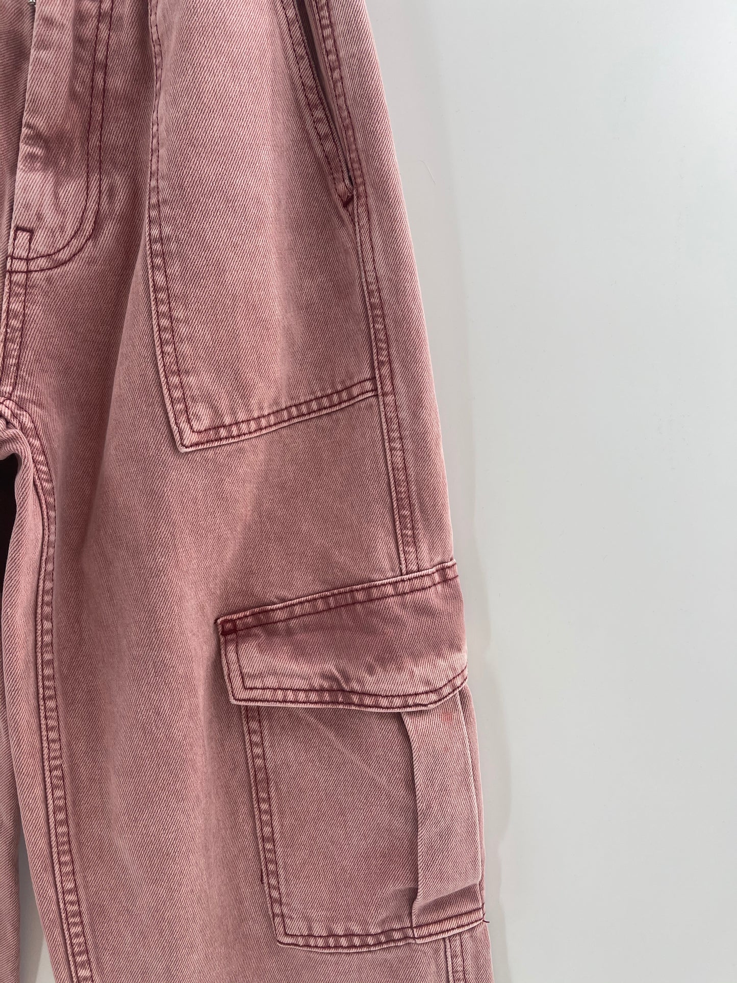 BDG Cargos Small Jean (Size 25)