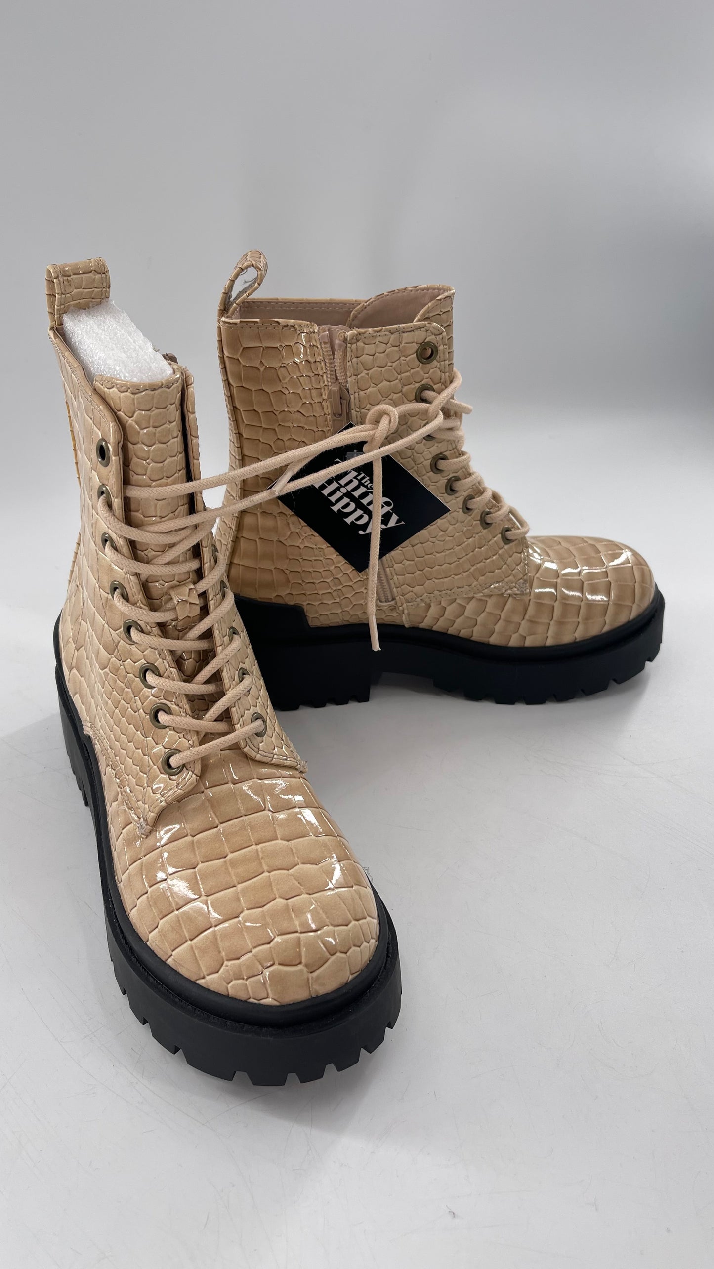 Urban Outfitters Beige Crocodile Embossed Combat Boots(7)
