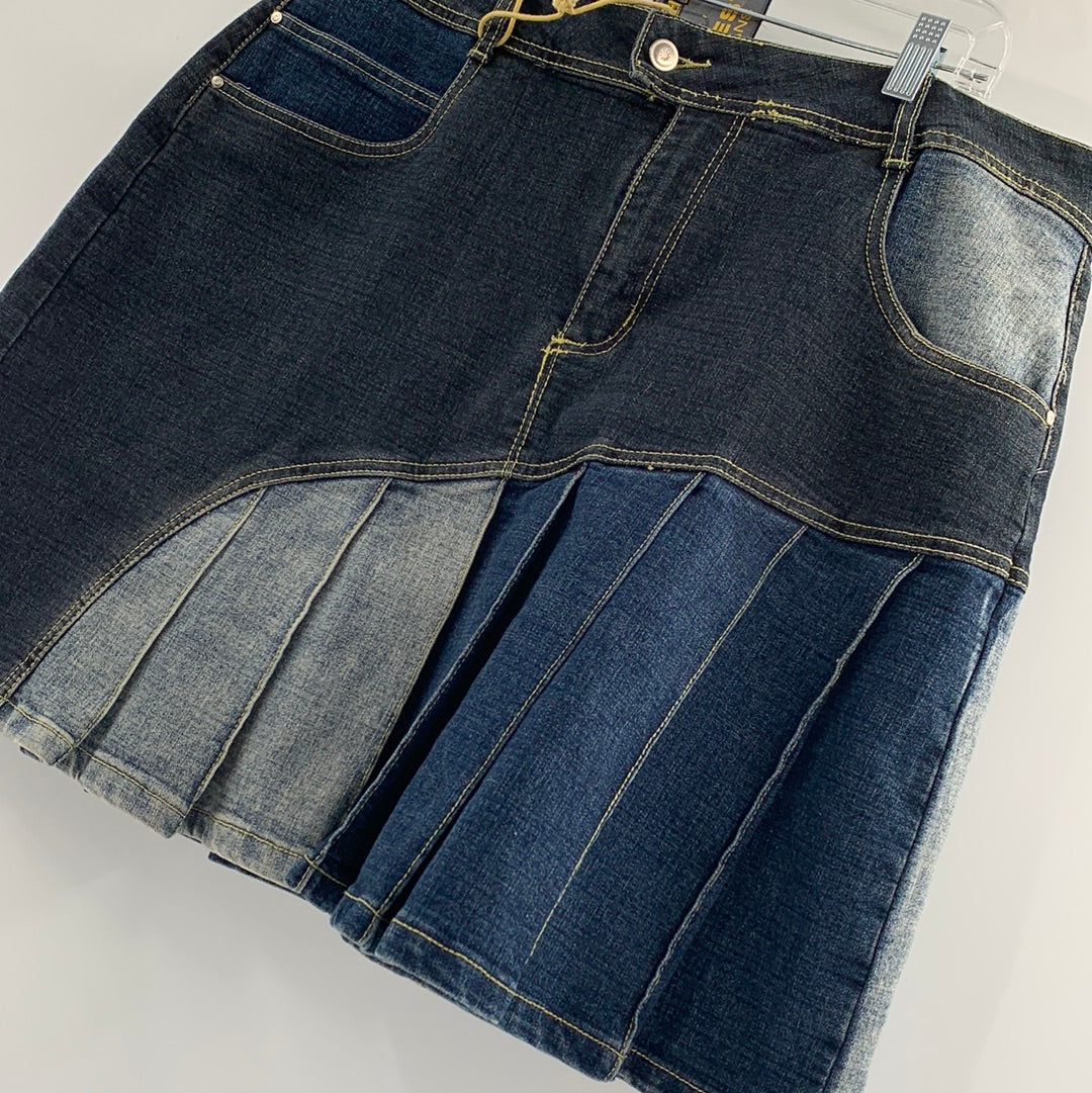 Crest Jeans Light Wash and Dark Denim with Pleated Hem Detail Mini Skirt (Size 17/18)