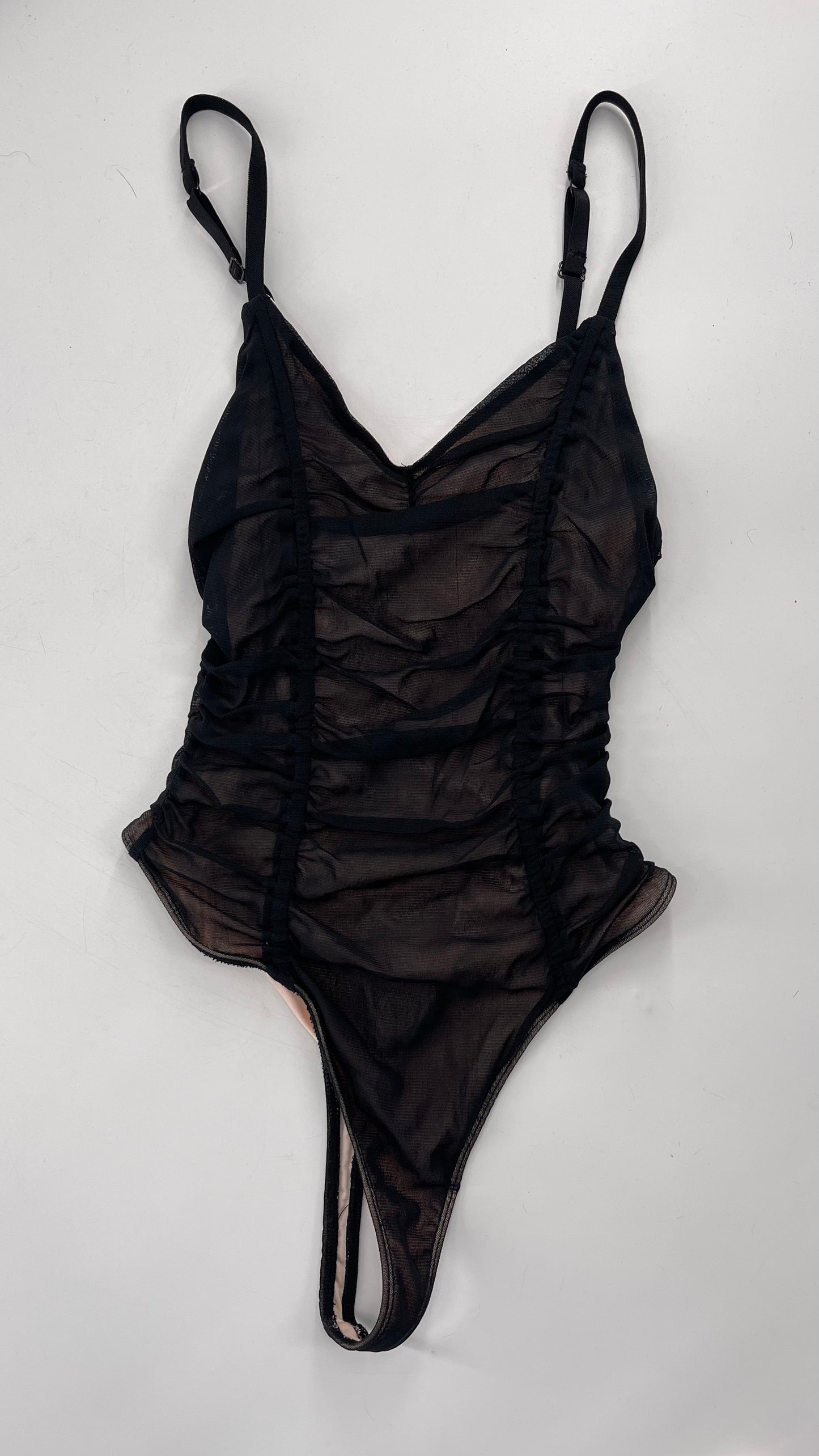 Fashion Nova/Urban Outfitters Nude/Black Ruched 2Piece Set (Small)