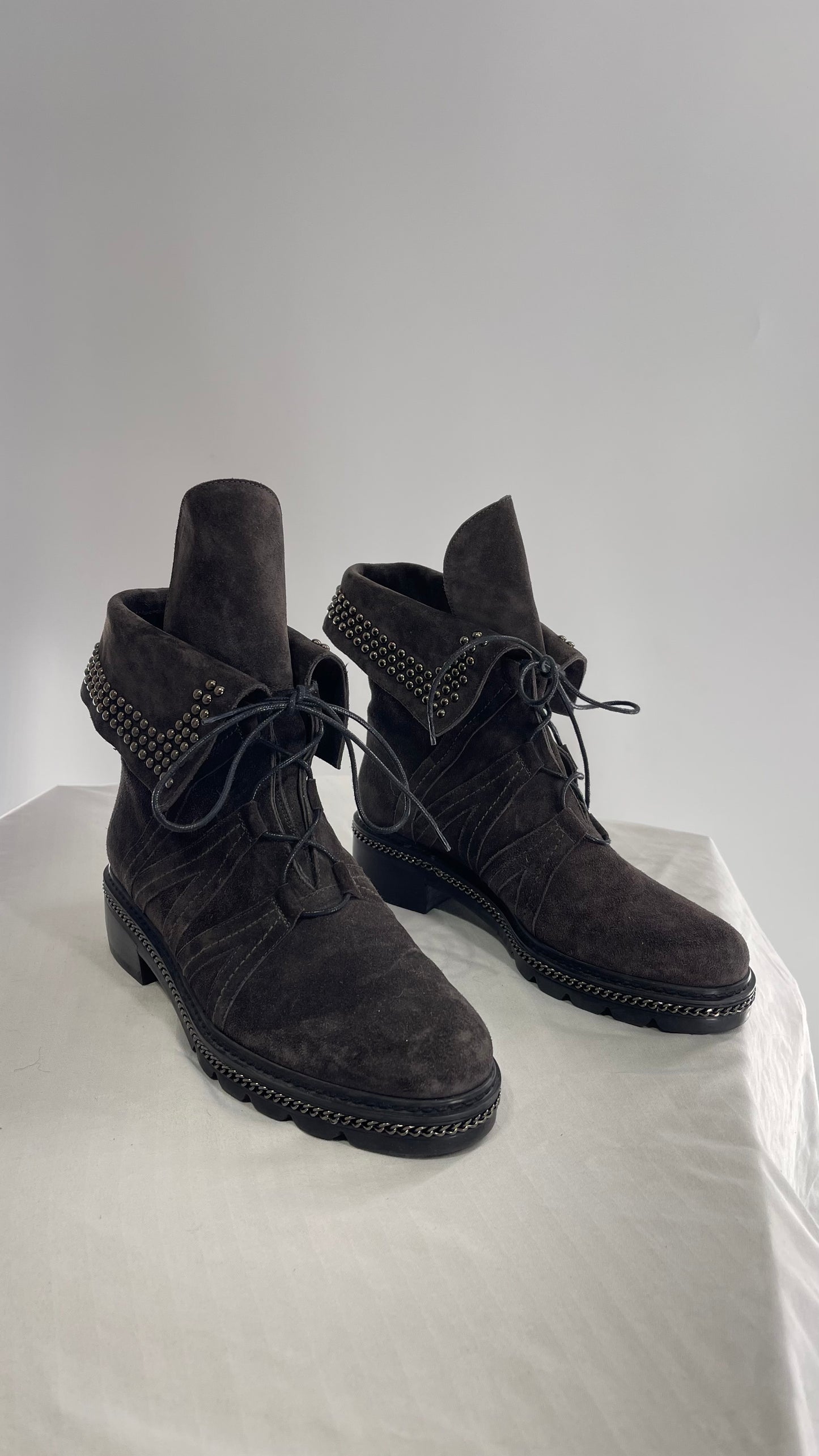 Stuart Weitzman Yadastud Grey Suede Leather Studded, Chainlink Boots (8)