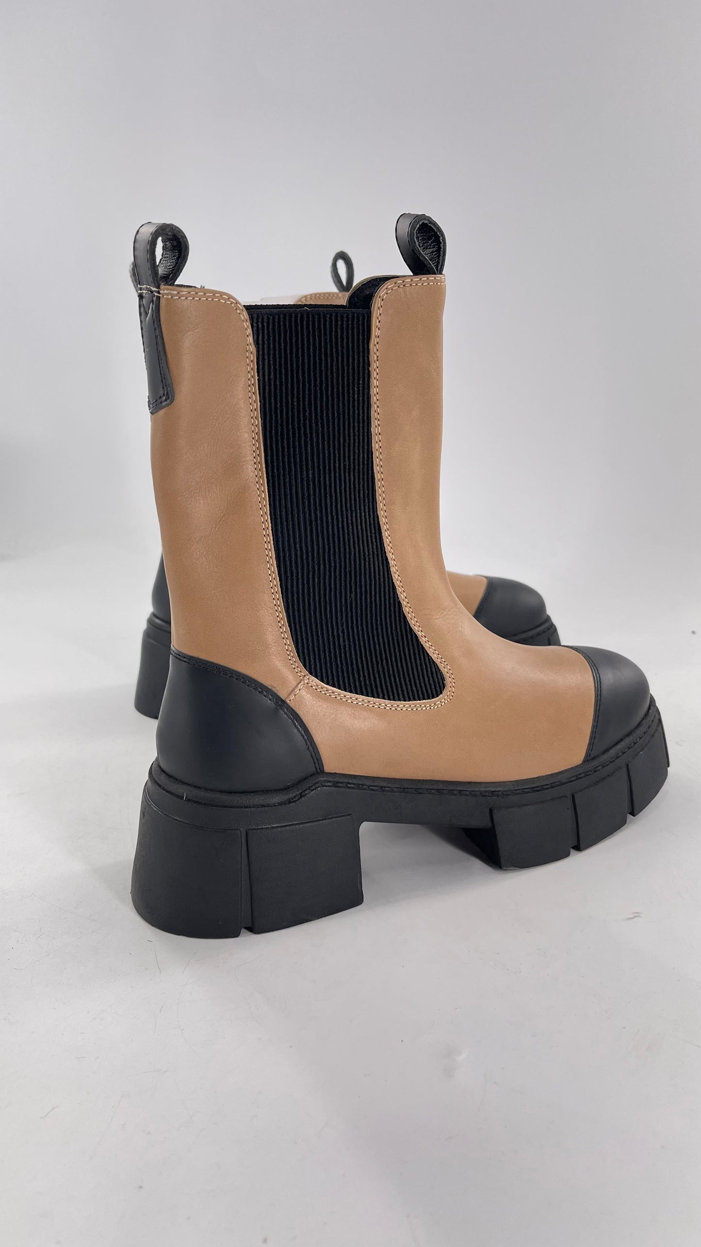 Free People James Chelsea Boot Tan with Chunky Heel and Raised Platform Sole (37.5)