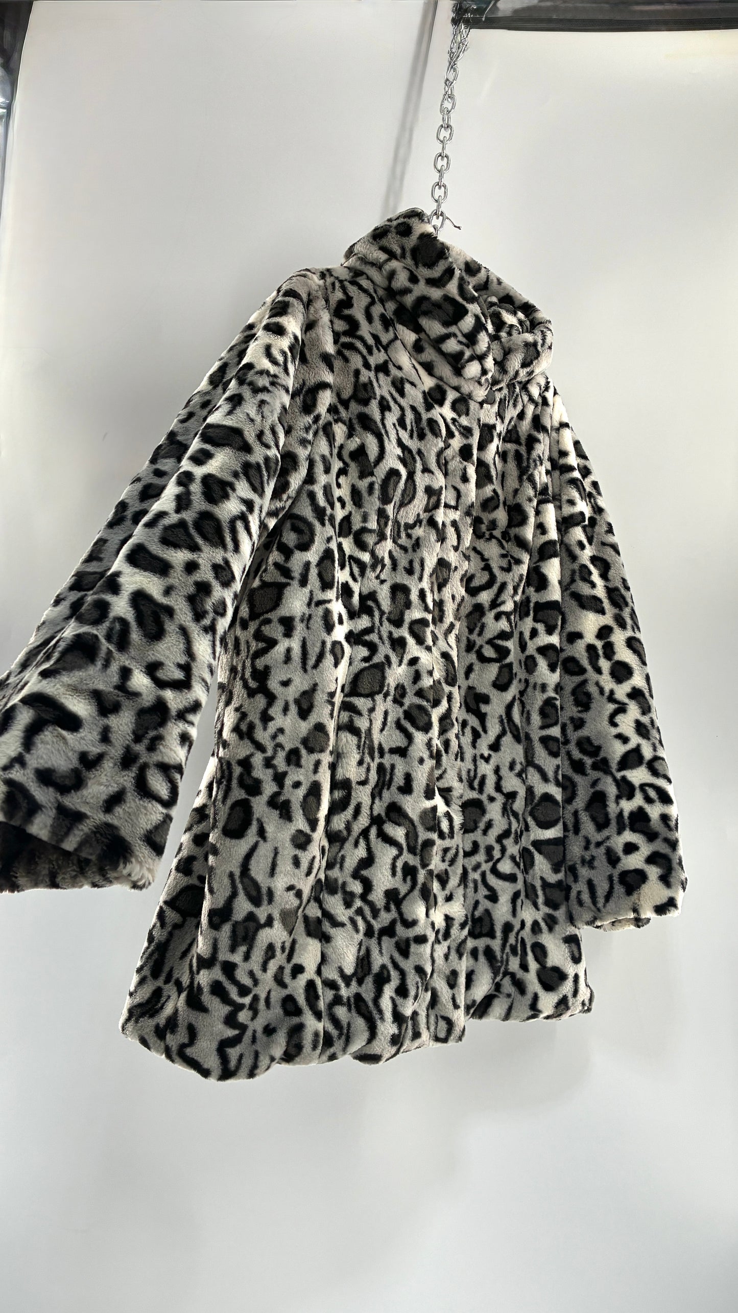 Vintage DENNIS BASSO Reversible Leopard Fur and Quilted, Hooded Coat (Large)