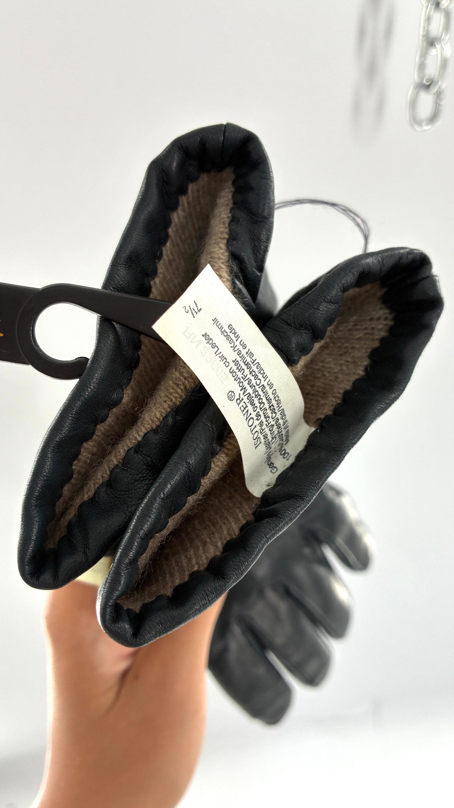 Vintage ISOTONER Deep Navy Leather Gloves with Cashmere Lining