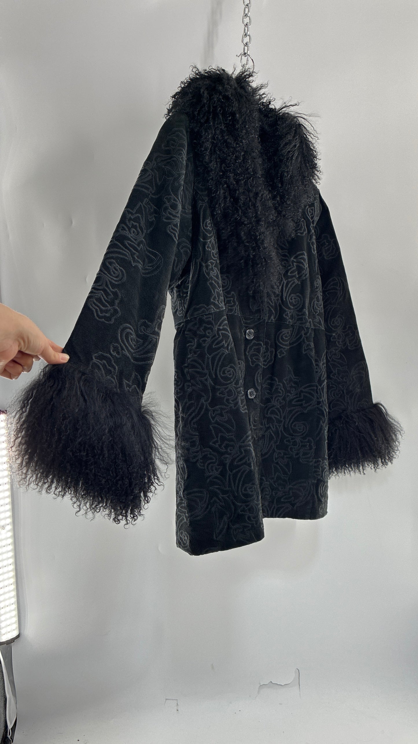 Vintage PHASE TWO Embroidered Black Genuine Suede Leather Coat with Mongolian Fur Collar and Cuffs (XXL)