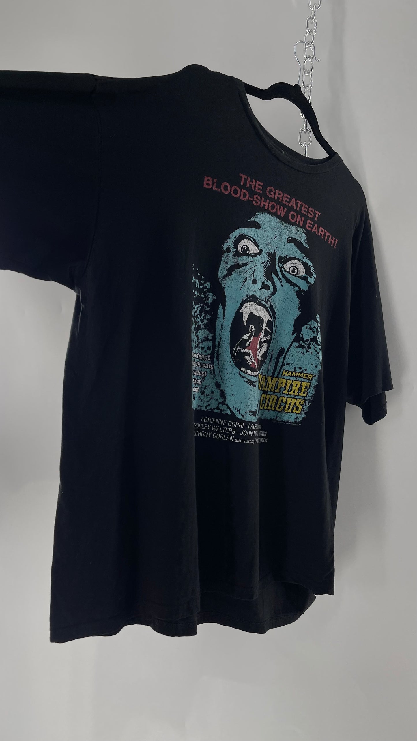 American Classics Hammer Vampire Circus Vintage Horror T Shirt (2XL)