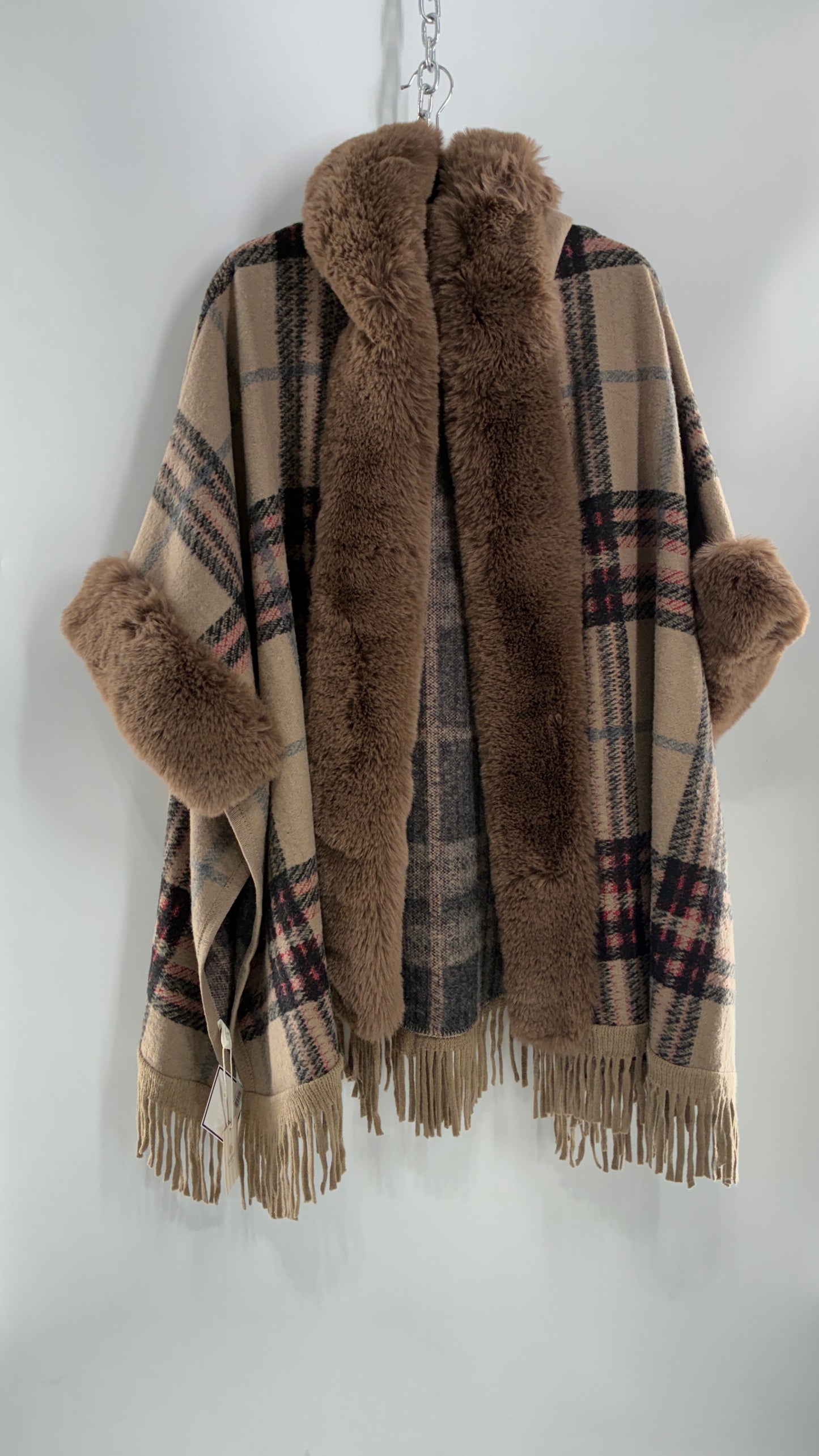 FADIVO NEW YORK Plaid Taupe Cape with Fur Trim and Tags Attached (OS)