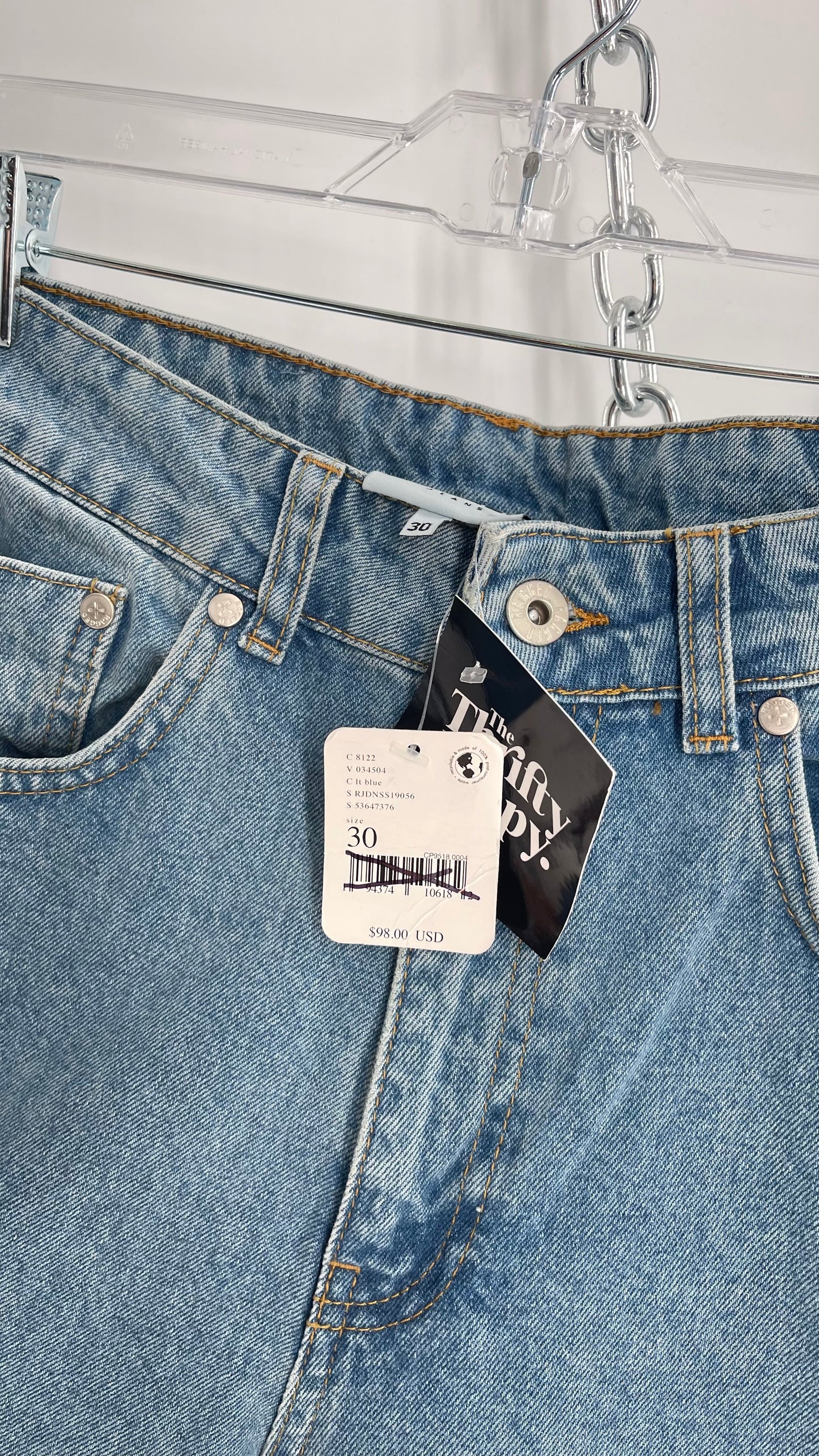 RAGGED PRIEST Free People Light Wash High Waisted Mom Jeans with Bum Tear with Tags Attached (30)