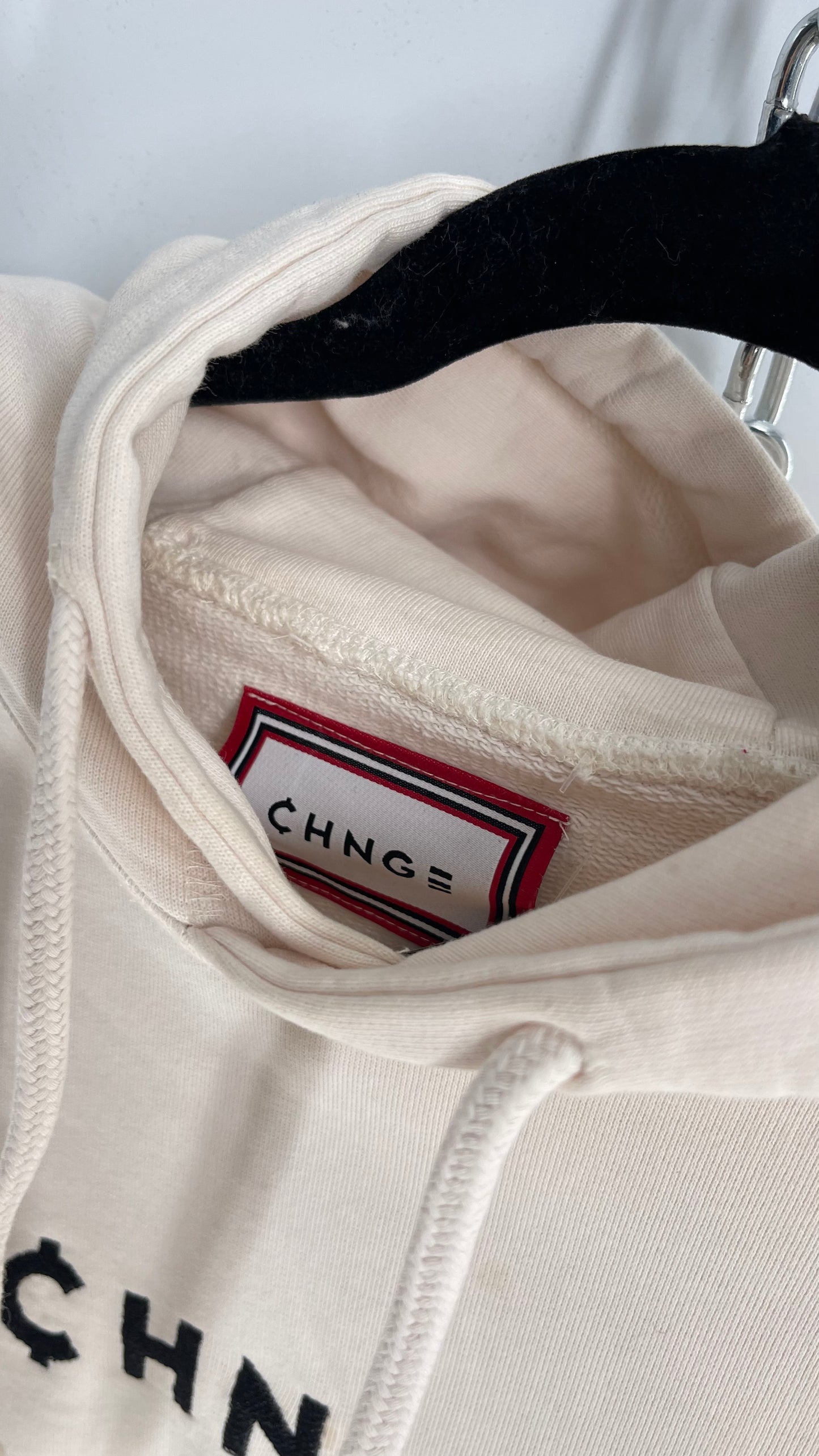 CHANGE Off White Embroidered Graphic Hoodie (Small)