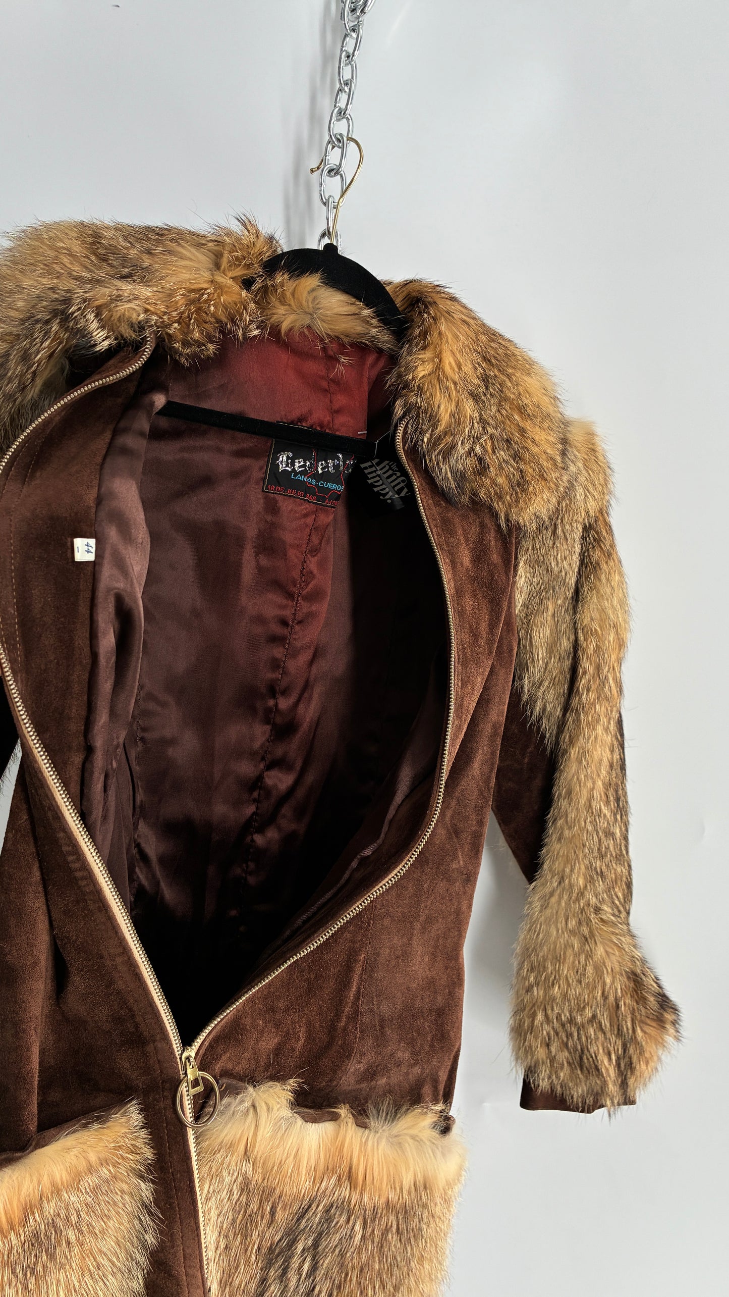 Vintage Cederland 1970s Genuine Suede Leather Coat with Fur Pockets, Sleeves, and Collar (44)
