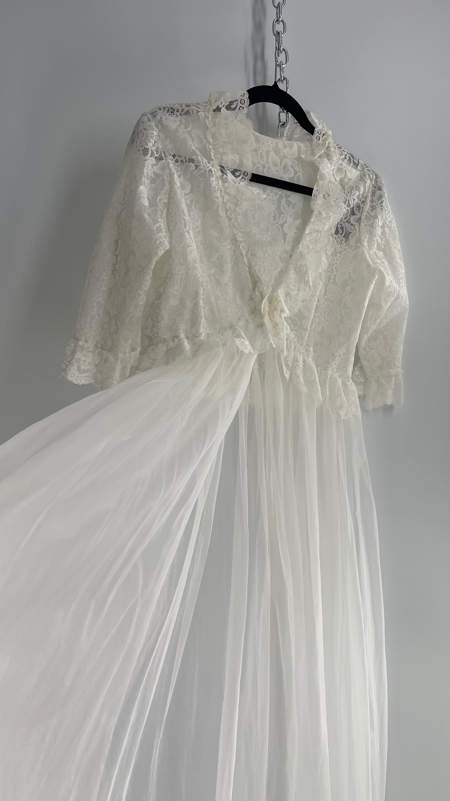 Vintage LISETTE 1960s White Lace Sheer Overdress (38)