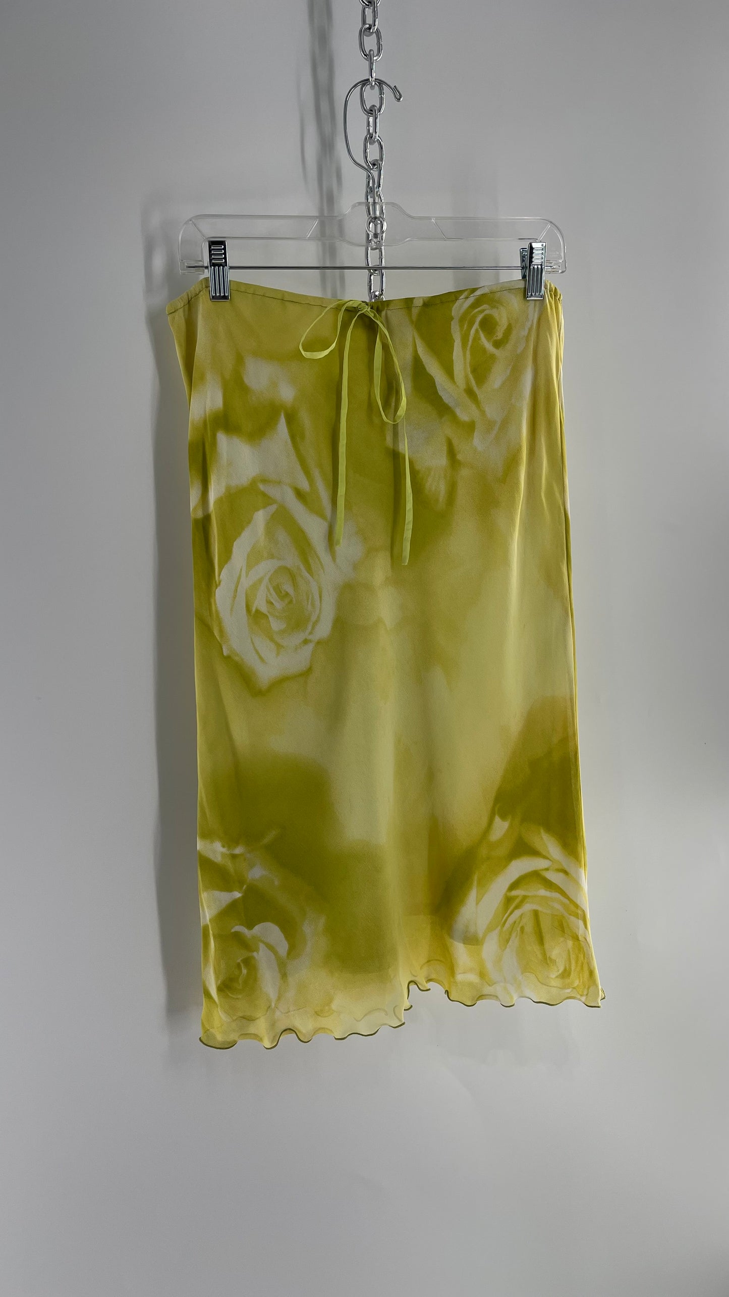 MOISELLE Neon Green Skirt with Blurred Roses, Low Waist, and Satin Ribbon  (38)
