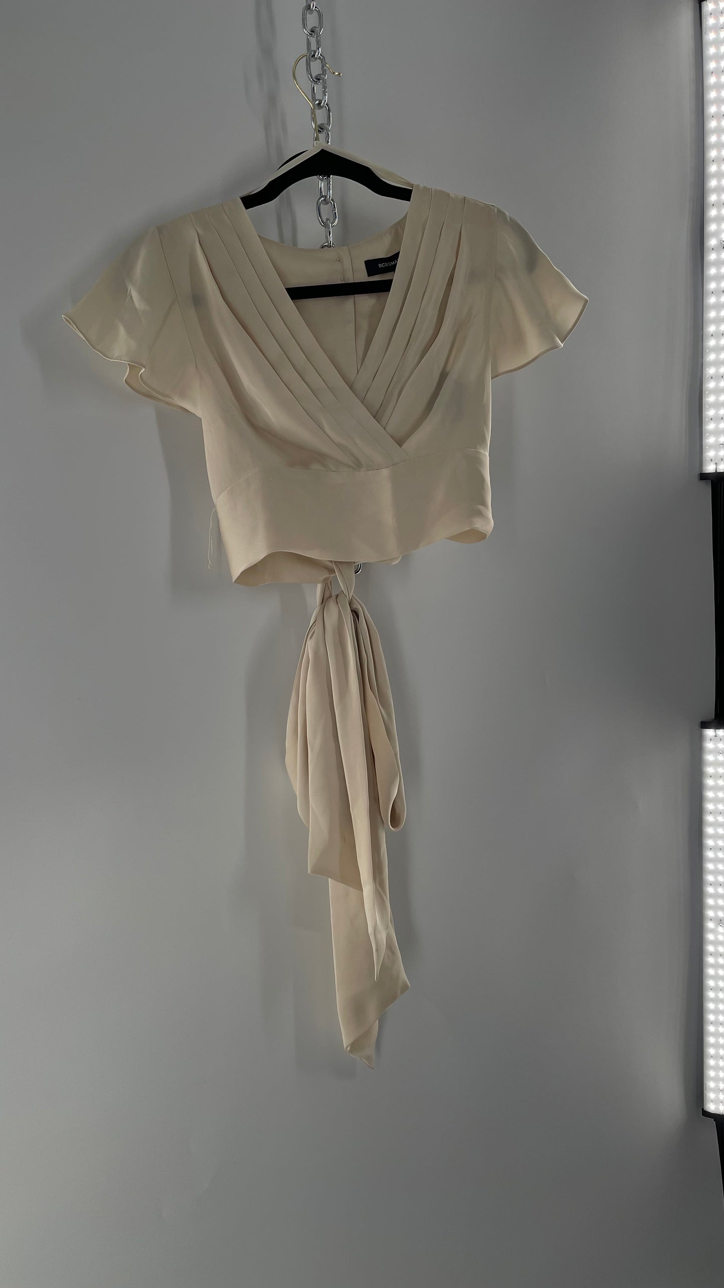 BCBGMAXAZRIA Off White Ivory Satin Tie Around Waist Cropped Blouse with Button Back and Tags Attached (XXS)