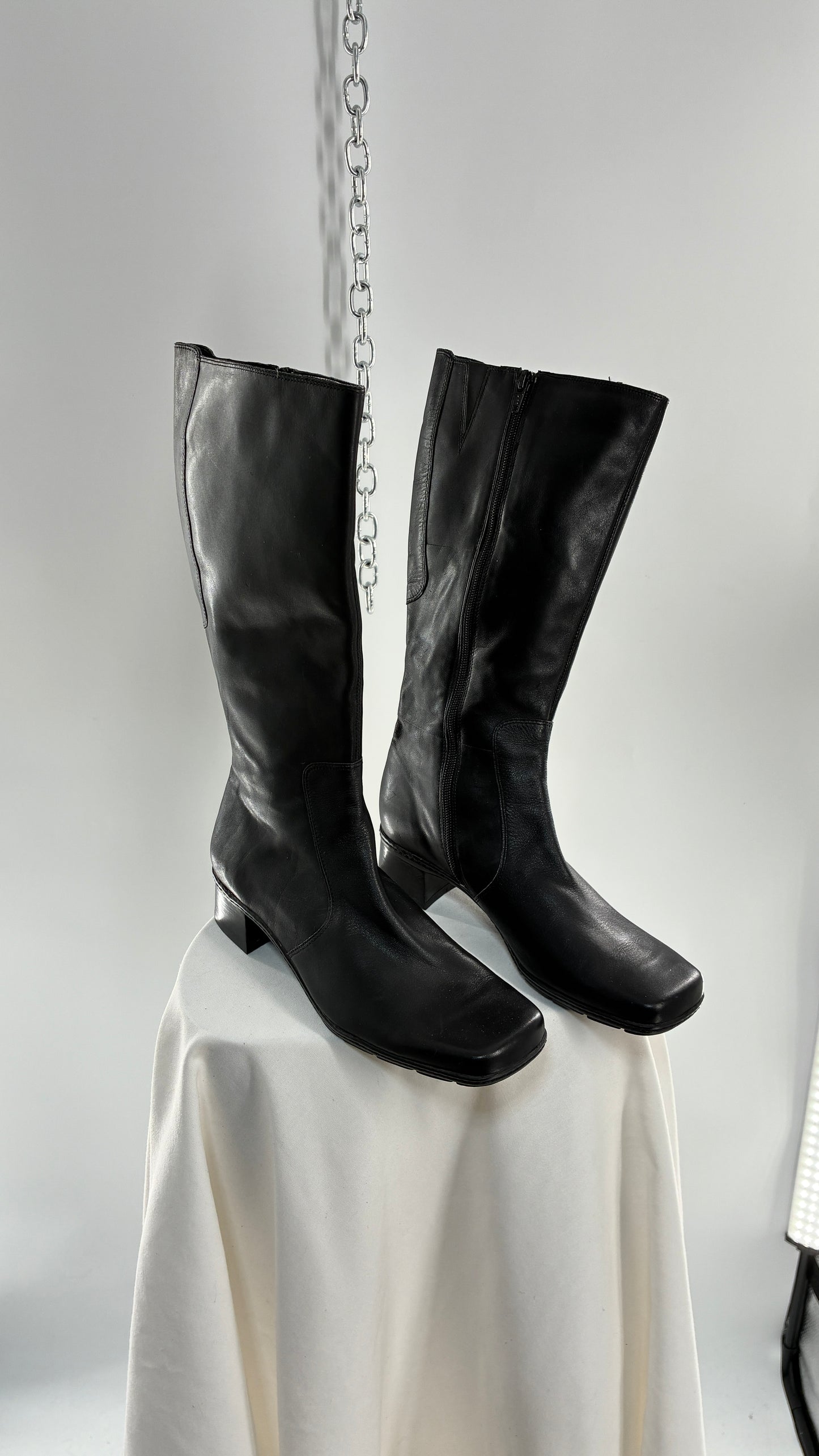 Vintage BANDOLINO 1990s Black Square Toe Boots (9.5)