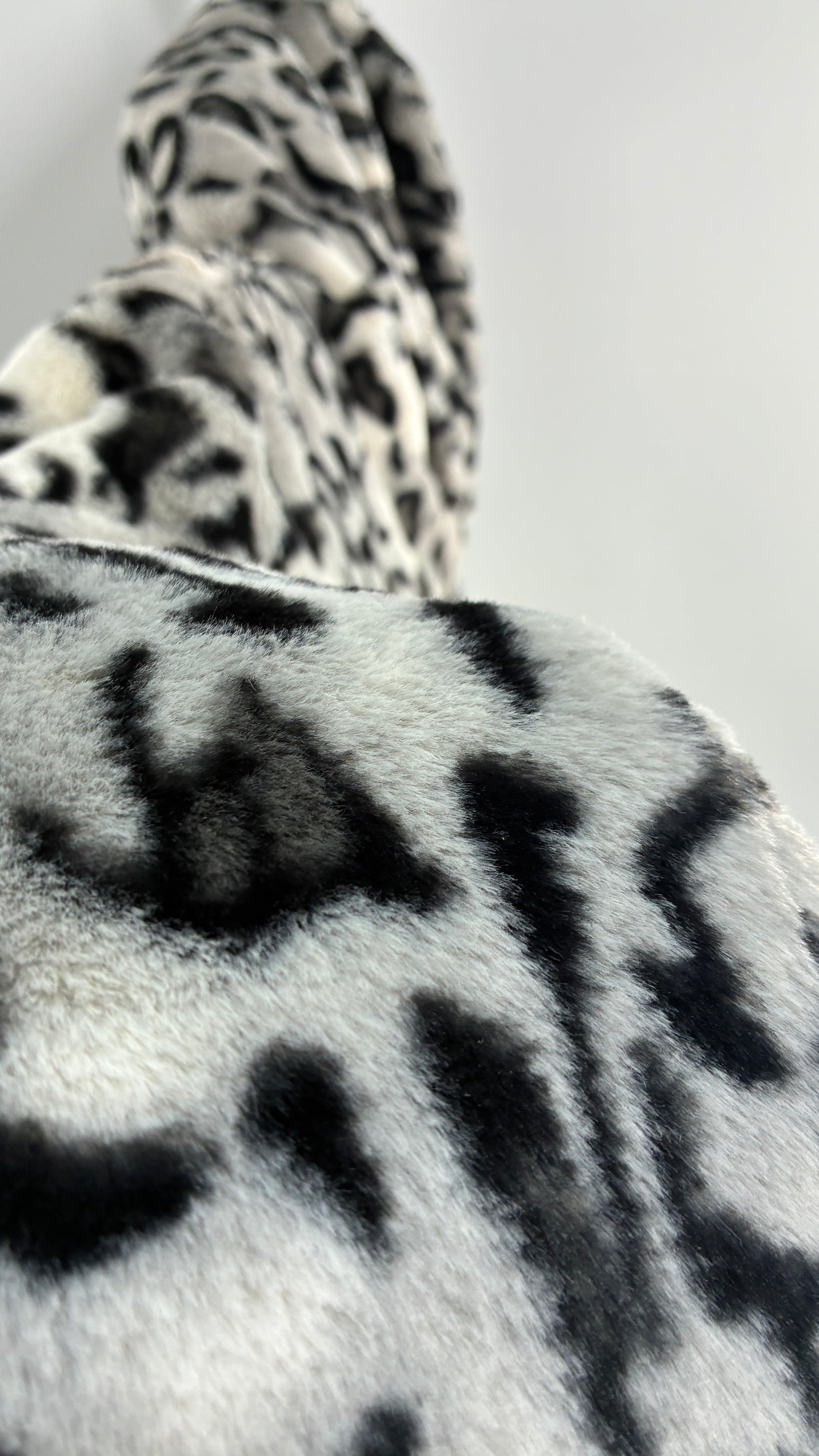 Vintage DENNIS BASSO Reversible Leopard Fur and Quilted, Hooded Coat (Large)