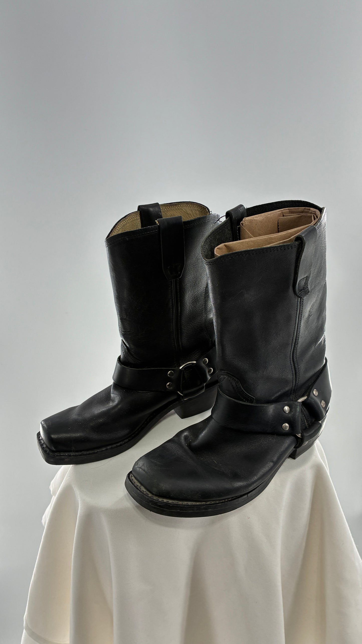 Vintage Mismatched Black Heavy Duty Leather Motorcycle Boots (8,9?)