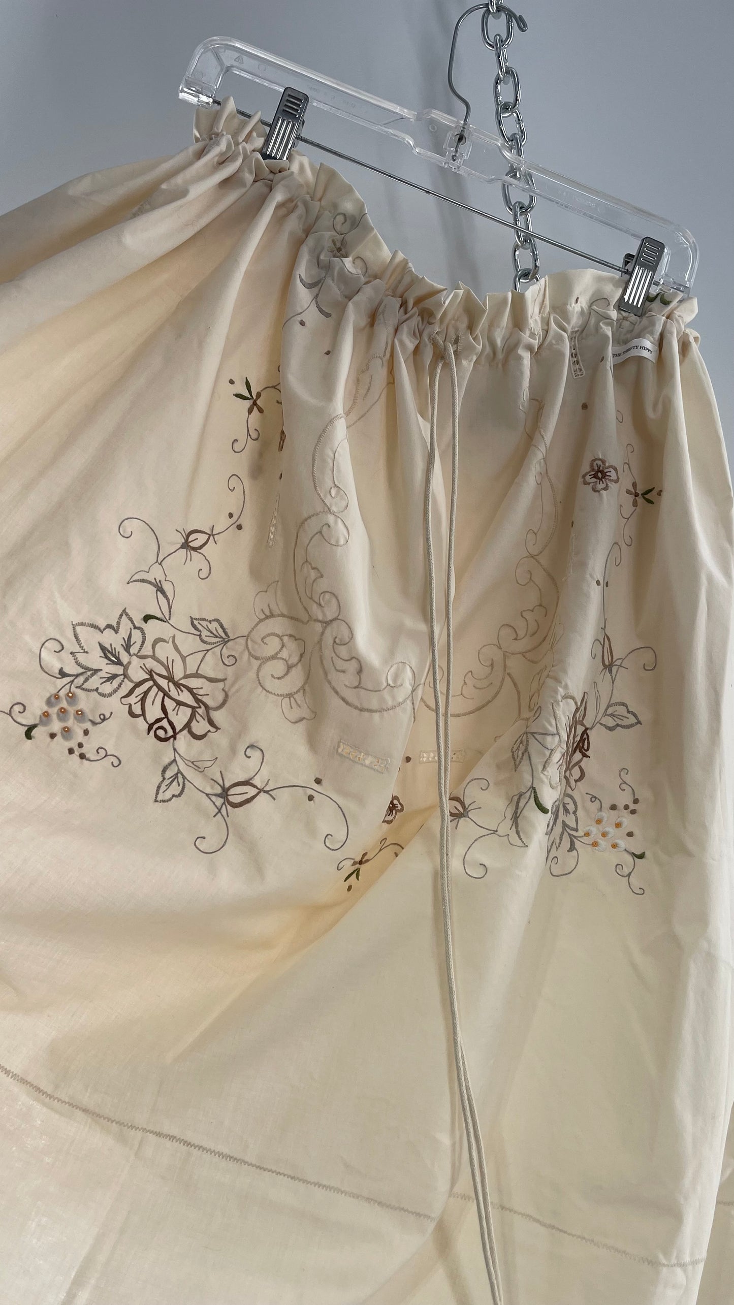 Custom Handmade Vintage Embroidered Off White Soirée Skirt (One Size)