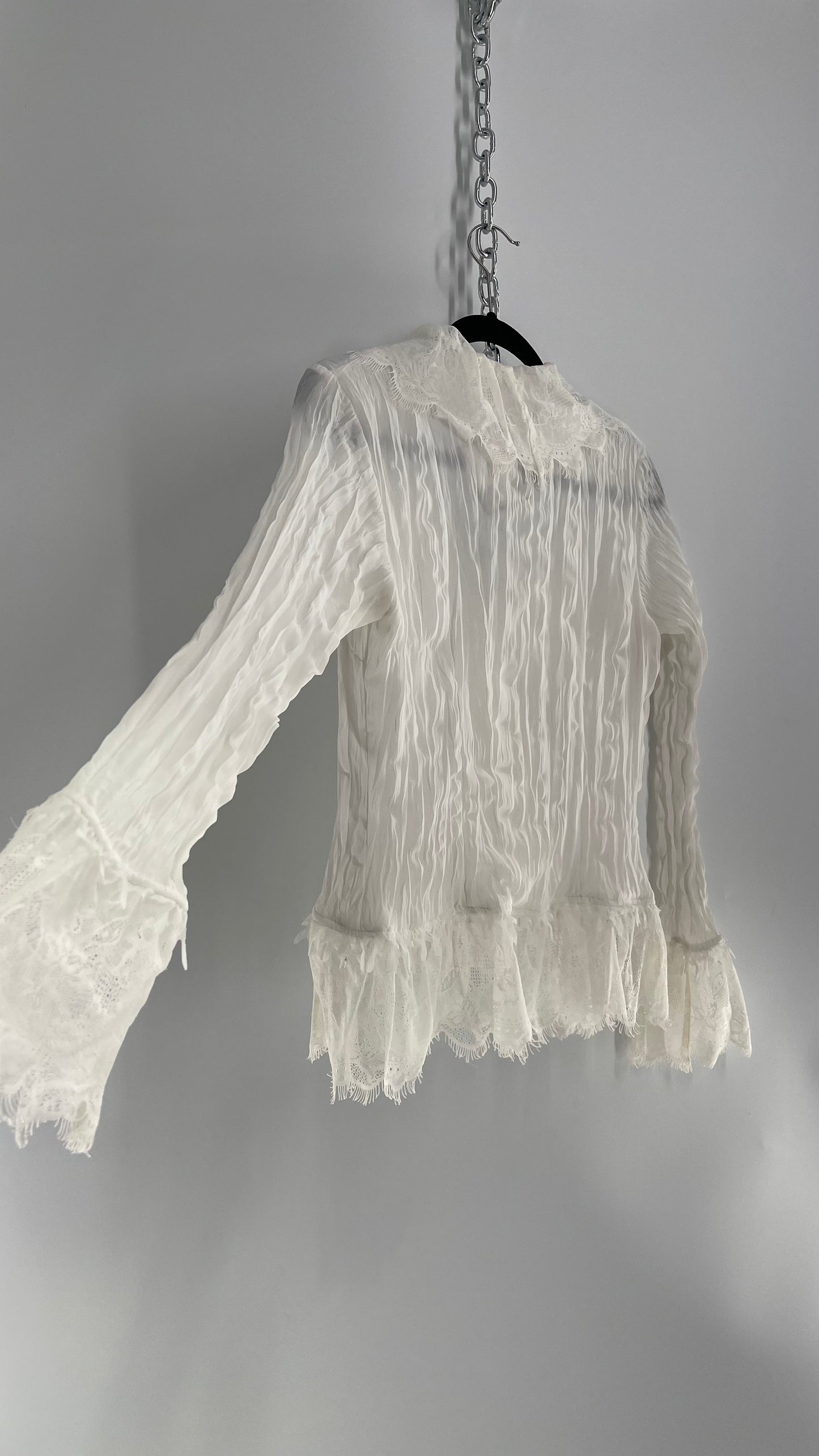 Vintage 1990s DressBarn Collection White Lace, Crimped, Ruffled Blouse (Small)