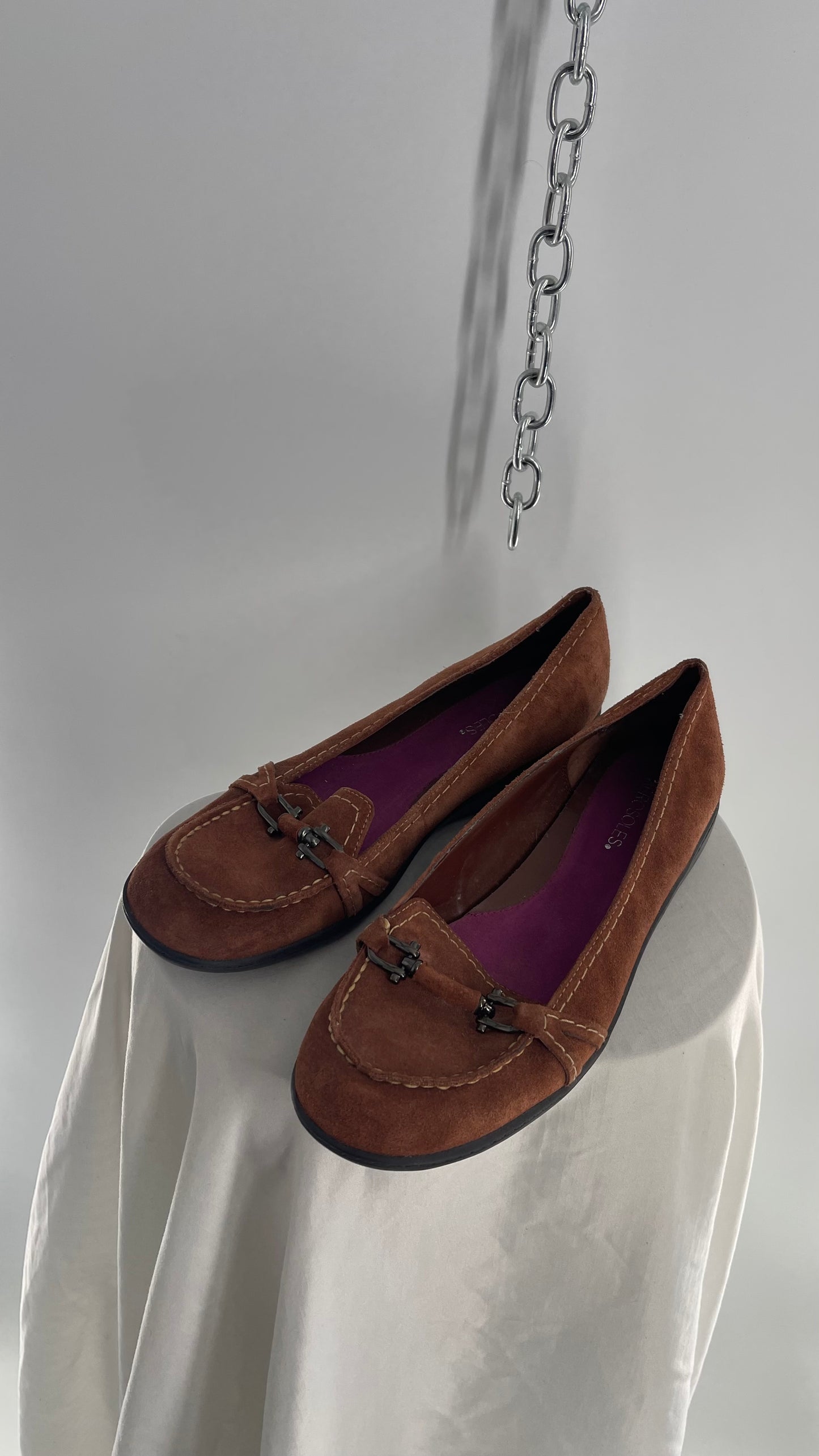 Vintage Aerosoles Suede Leather Flats with Buckle Detail  (11)