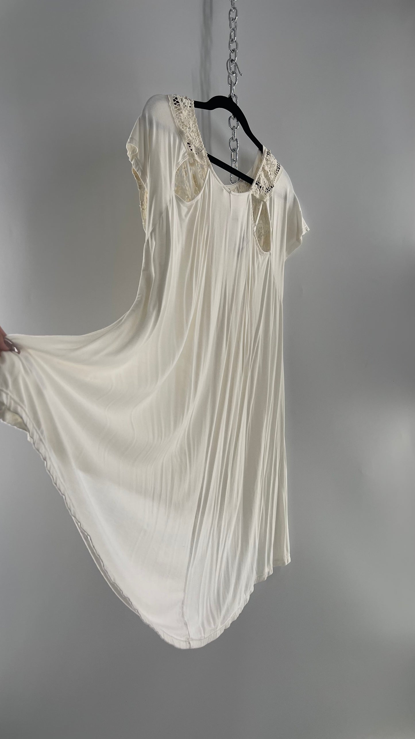 Free People Off White Voluminous Jersey Knit Dress with Lace Detailing (XS)