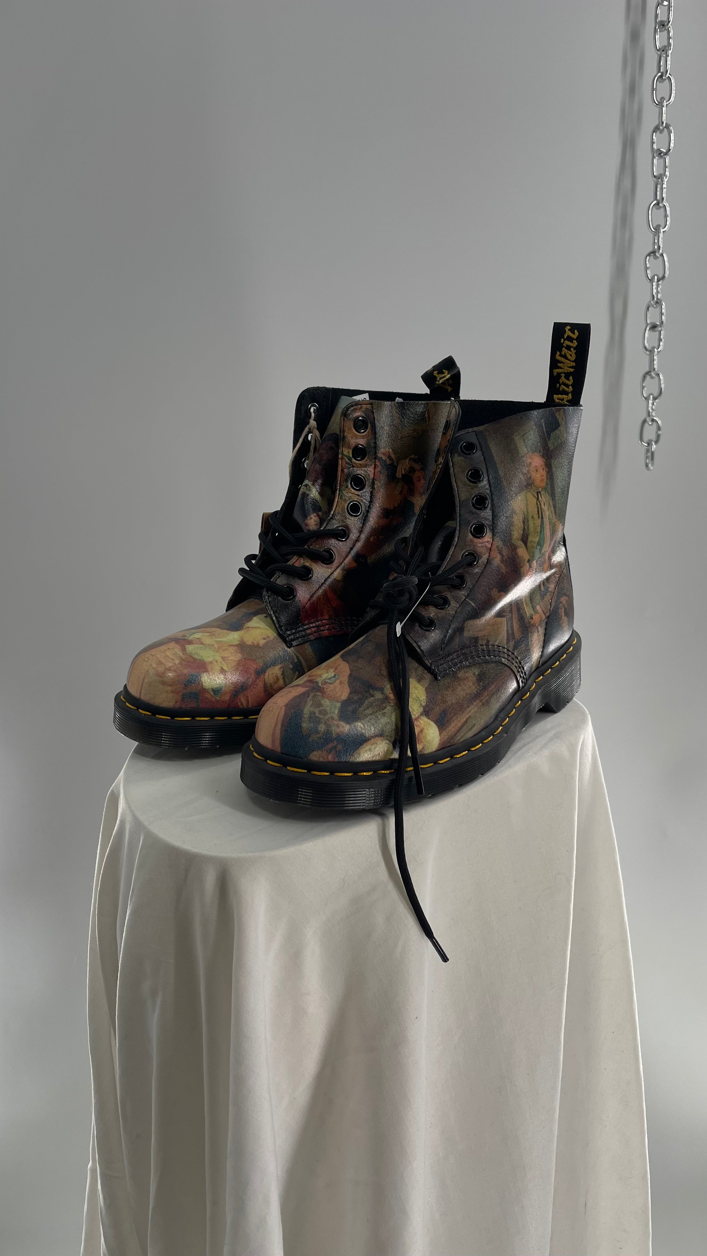 Dr martens hogarth best sale