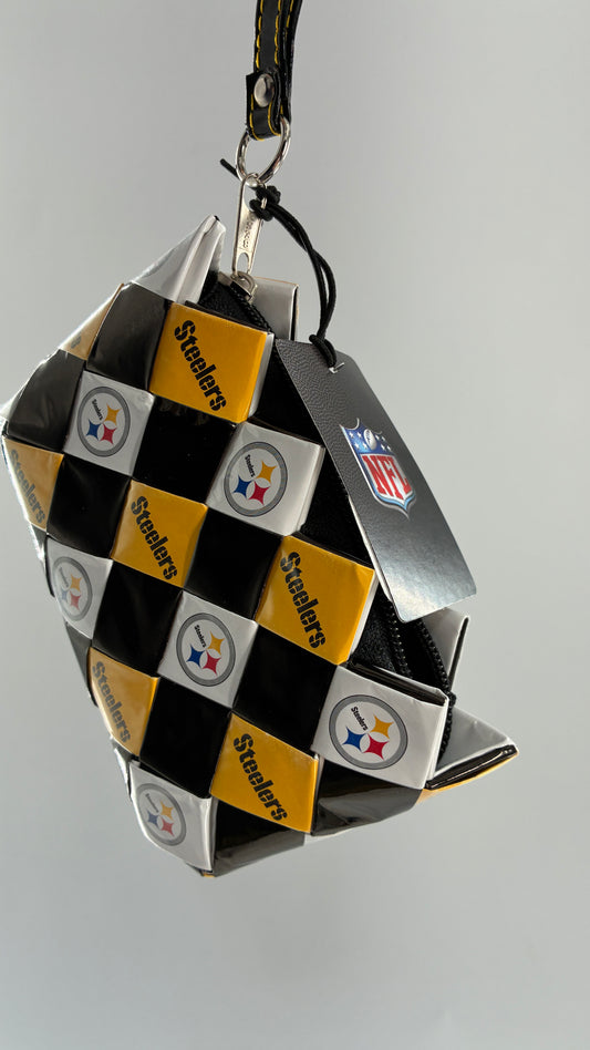 Deadstock Vintage STEELERS OLLIN NFL Wristlet Made in Mexico