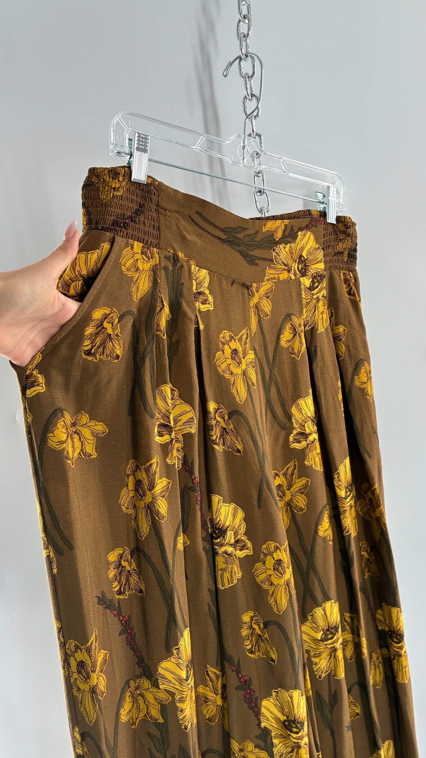 Anthropologie MAEVE Mustard Wide Leg Pants with Mauve Hemline and Floral Pattern (12P)