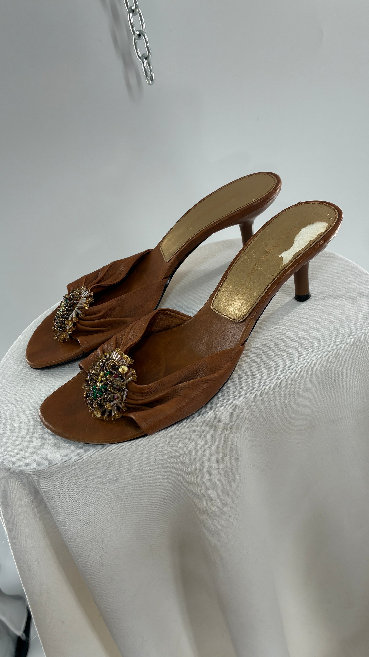 Vintage ENZO ANGIOLINI Brown Leather Kitten Heel Sandal with Beaded Details (7.5)