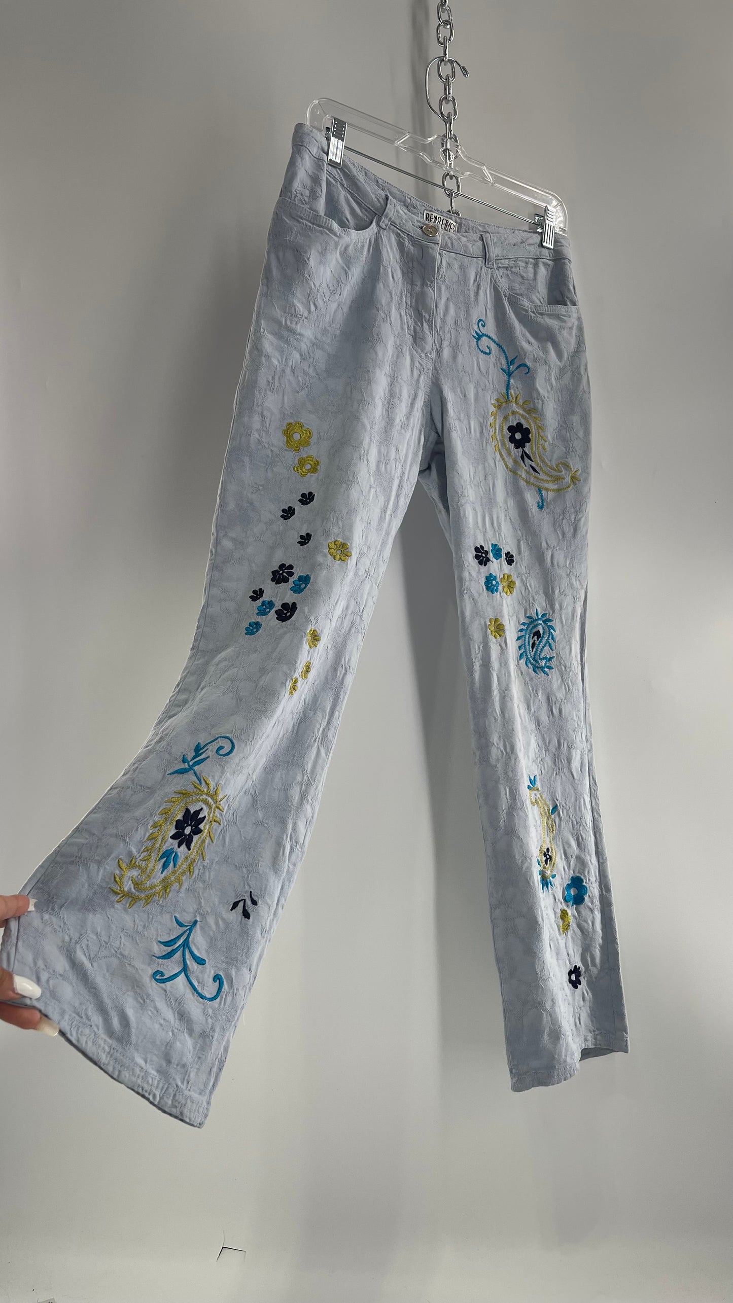 Vintage DEMOCRACY Embroidered, Textured Kickflares (8 Petite)