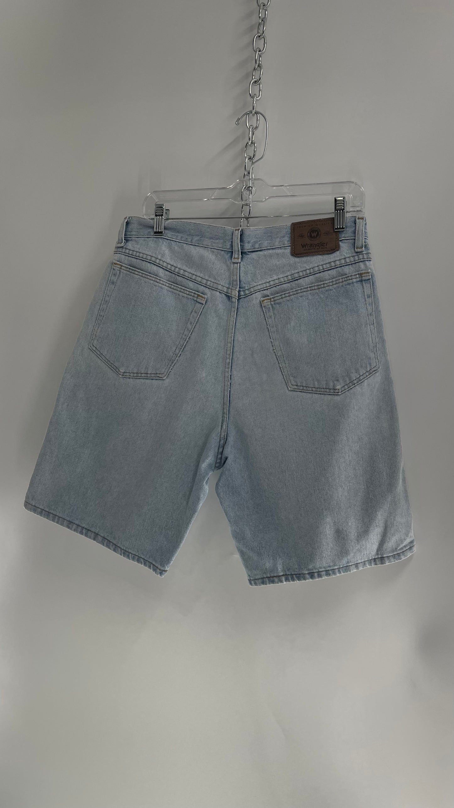 Vintage 1990s Light Wash Wrangler Bermuda Shorts (33)