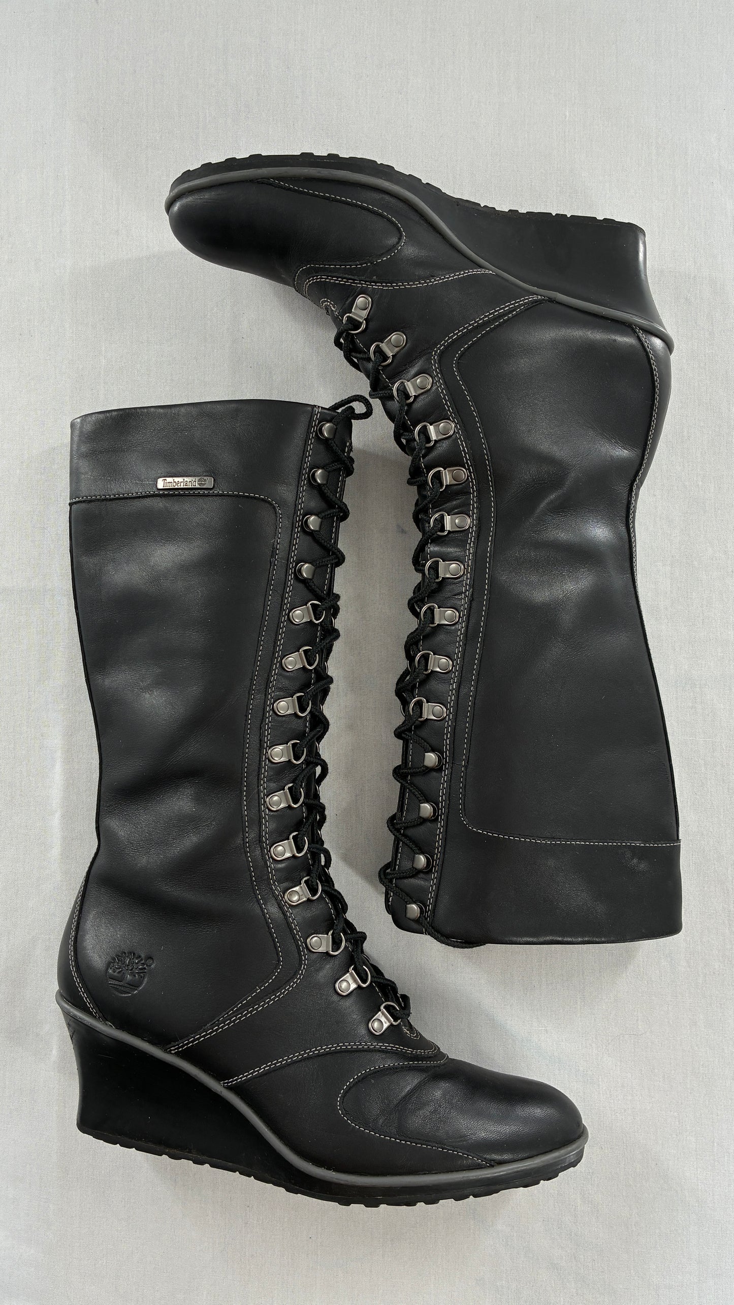 Vintage TIMBERLAND Black Genuine Leather Wedge Boots (10)