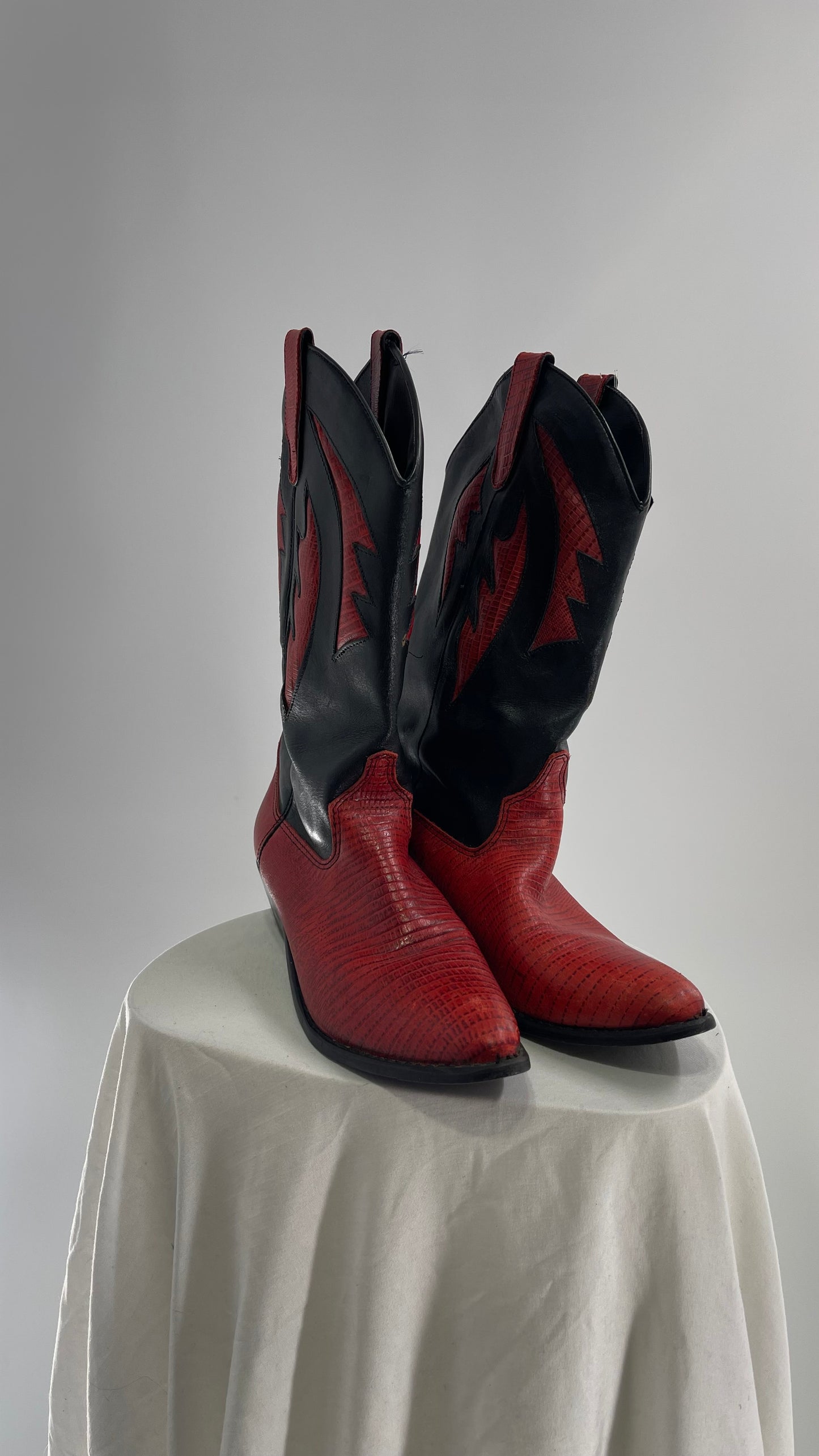 Vintage DOLCIS Red and Black Leather Cowboy Boots (8)